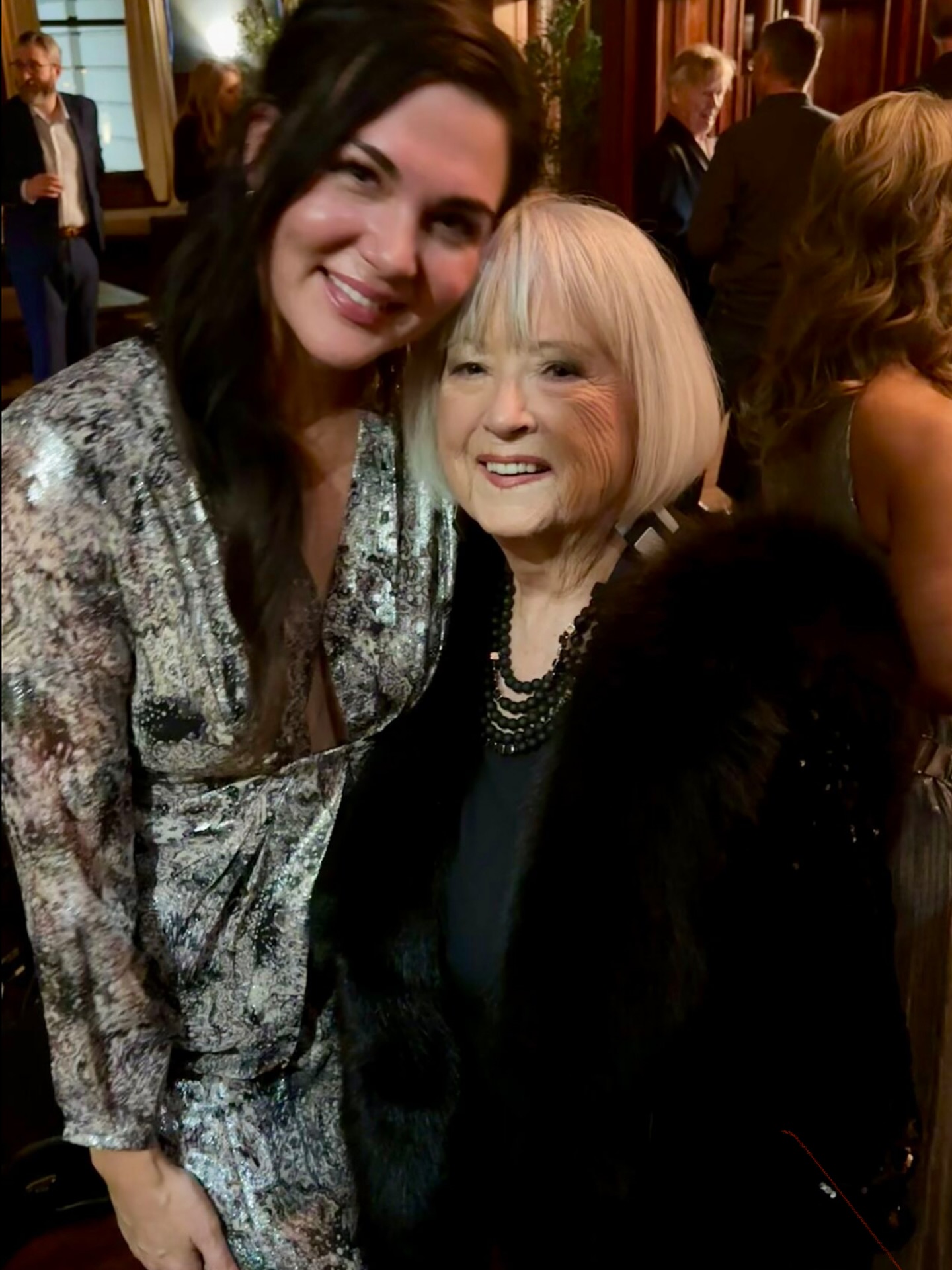 Did you catch my podcast conversation with the one and only Jean Ketcham ? At 85, she’s still wearing her rhinestone heels and sharing all the truths✨ @jeanwithagingbutdangerous
Jean and I talked about what it really means to live boldly: finding joy, leaning into adventure, and even opening up conversations about topics women have been told to stay quiet about for too long (yes, we went there!! vibrators, pleasure, and pelvic health!).
We also explored the deeper side of her story: the resilience it takes to love and care for a partner through Lewy body dementia, how community and friendship carry us, and why aging with confidence, spirit, and humor is the real revolution.
Jean embodies what it means to be unstoppable, and I know her fire will encourage you as much as it does me. 💜
🎧 Listen in on the willGather Podcast, you won’t want to miss this one.