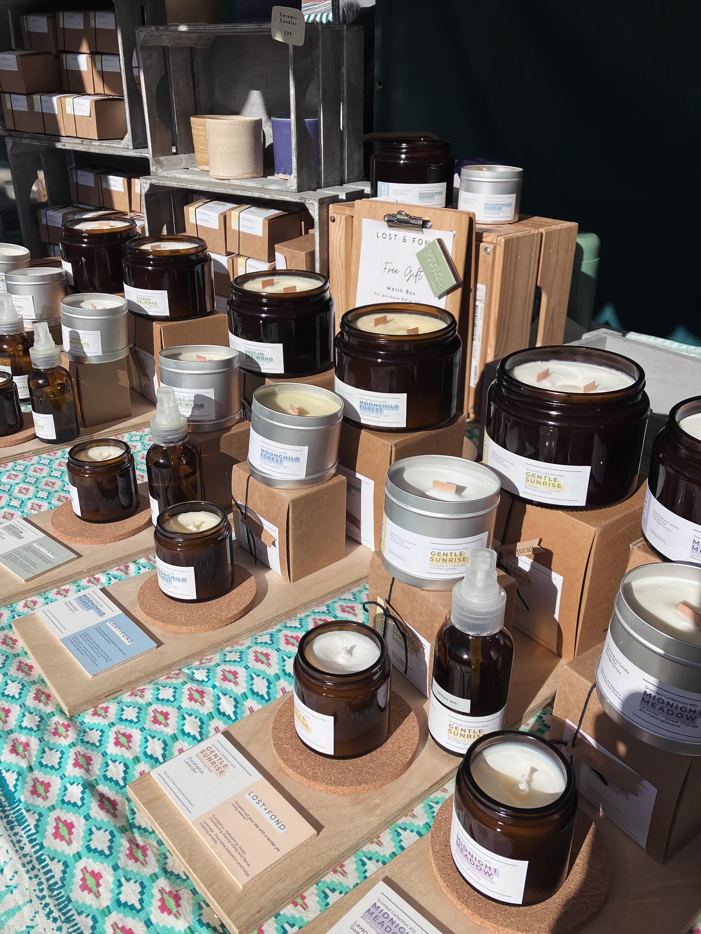 ✨ This Saturday and Sunday, I’ll be at Gloucester Quays Craft Market! ✨
I’ll have hand-poured soy candles and scented goodies made with natural essential oils. Perfect for gifts… or a little treat for yourself. 🕯💛
Come say hi and explore something cozy and handmade!
#GloucesterQuays #CraftMarket #SoyCandles #ScentedGoods #Handmade #ShopLocal