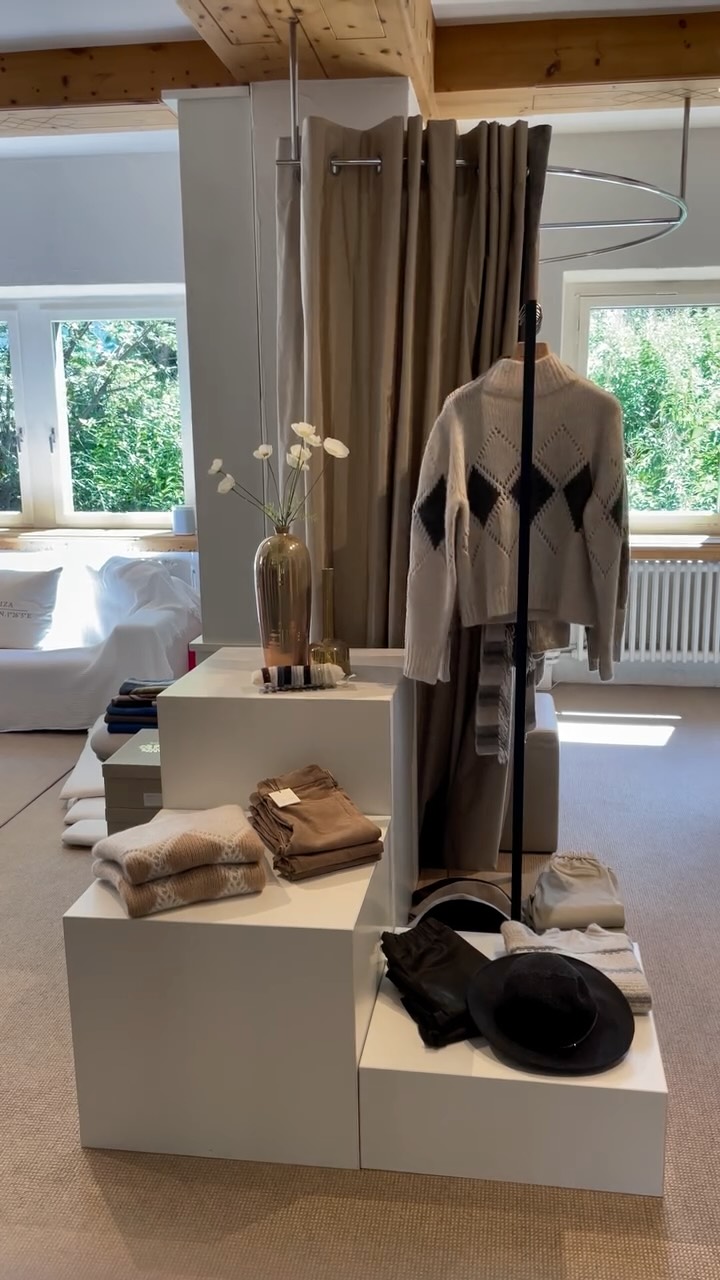 ✨Boutique Umstyling✨
…denn die Schönheit liegt im Detail☀️
#boutique #fashion #arosa #mountainvibes