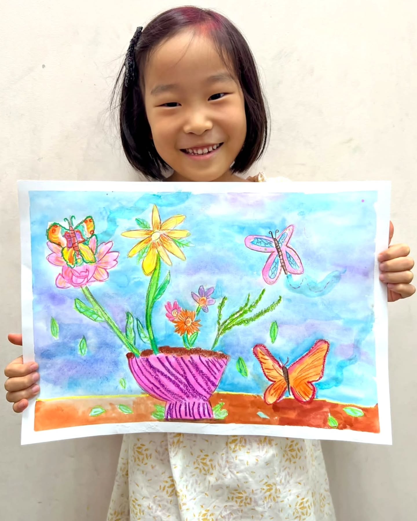 🎉🎉 We are happy to announce that our student, Yoon Jo Lah, has been selected for (SIAC) Singapore International Arts Competition’s Top 10 Commendation award.
This is Yoon Jo's idea, showing how nature grows together. The flowers are bright and happy, and the butterflies help them bloom. The little creatures make the world more colourful and help nature stay beautiful. It shows that even the smallest things can make a big difference!
Check out our other students’ creative renditions by swiping left.
They are all winners in our heart! 🎨🏆✨