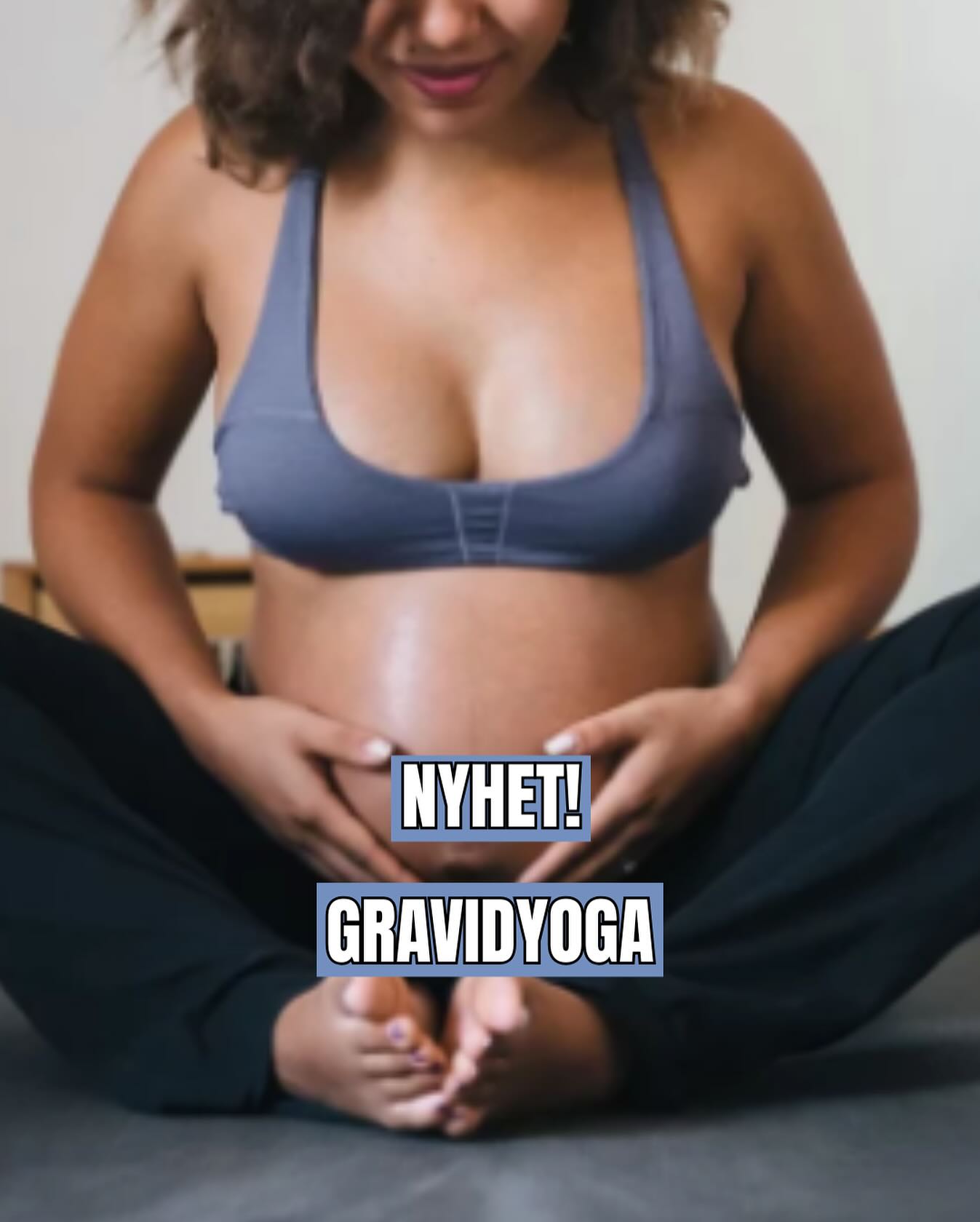 KOM PÅ GRAVIDYOGA 🧘🏼♀️
På onsdag 3/9 kl. 18.30 bjuder vi in till prova-på gravidyoga!
Gravidyoga är en lugn och trygg yogaform för dig som väntar barn. Vi kommer fokusera på mjuka rörelser, andning och medveten närvaro som stärker kroppen, ökar ditt mentala fokus och ger återhämtning.
Passet hjälper dig att förbereda dig inför förlossningen och skapa kontakt med både dig själv och din bebis 💕
Boka din plats via länken i bion - välj "Boka Bootcamp"
Vi hoppas att detta blir en av våra återkommande klasser för gravida i @studioq.sthlm , så kan du inte komma denna gång men är intresserad - låt oss veta 🫶🏽
Instruktör: @julidberg
Ta med egen yogamatta 💜