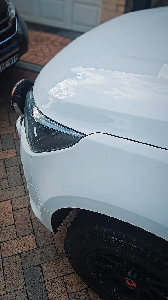 Holden Colorado in for a full pre sale transformation!
This paintwork came out perfect after our experienced team polished it to perfection.
Check out the whole result!
Special thanks to the best of the best!
@afthrsmedia @cuttingedgechemicals @rupesaustralia
#detailing #clean #sydney #new #wow #fastsaledetailing #car