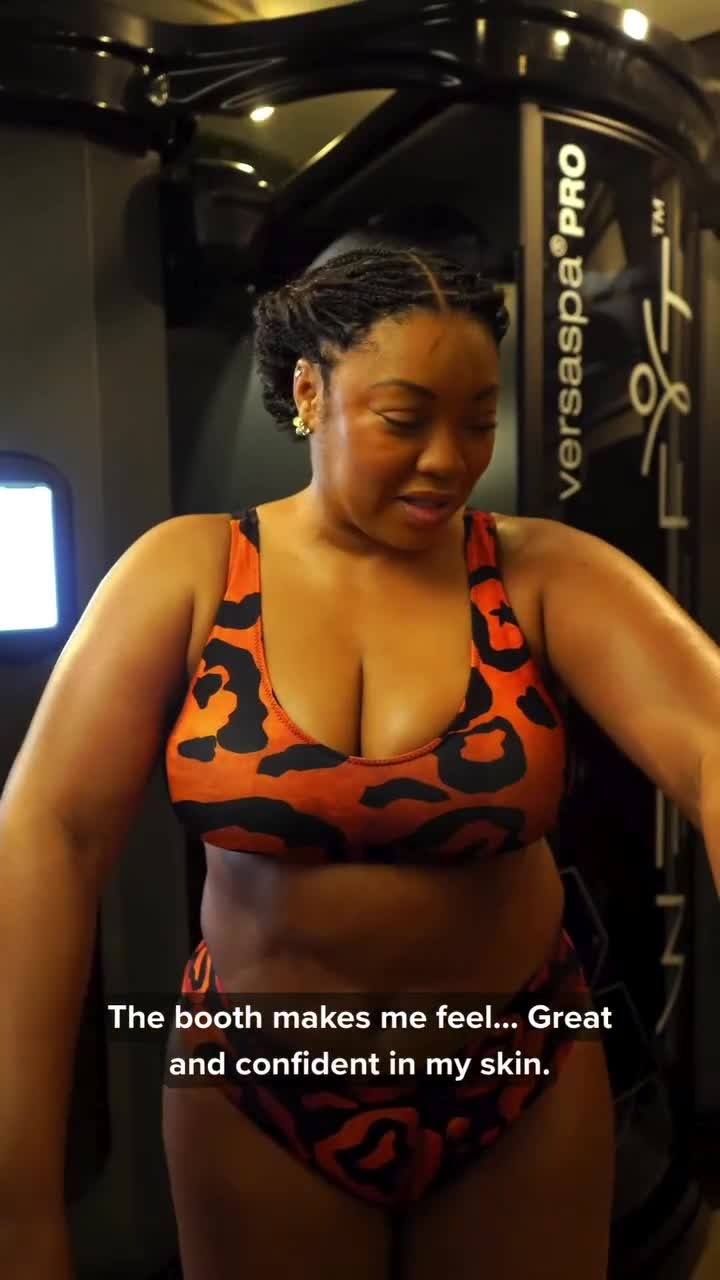 Experience the confidence boost everyone’s raving about with the Versa Spa Pro booth at Spray ‘n Slay! After a session, clients feel instantly flawless and ready to take on the world—with visible, radiant results at pore-level proof💫. Our automated technology delivers perfectly even, streak-free coverage, so skin looks and feels incredible from every angle.
Feel hydrated, glowy, and absolutely empowered! Want in? Book your tan OR WellFit skincare treatment today for that head-turning, confidence-fuelled glow!
👉 Book now: https://f.mtr.cool/fielskytry 💘
#SprayNSlay #VersaSpaPro #ConfidentSkin #FlawlessTan #InstantResults #EvenCoverage #GlowUp #TanTransformation #GeraldtonTan #SkinGoals #BookNow