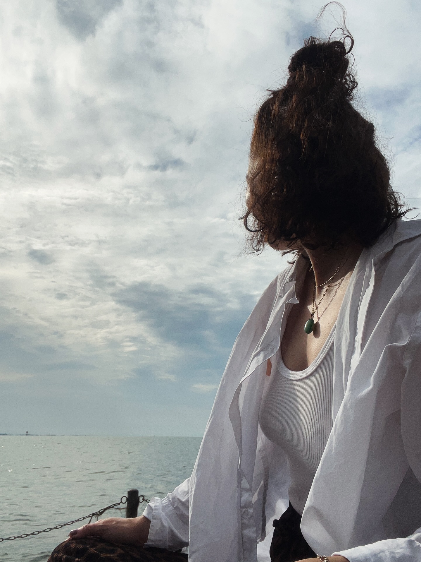 August, du warst nice 🥰
1. Bregenz Teil 2 ✨
2. Machiatto an der Seepromenade ☕️
3. Sehr verliebt in Sonnenuntergänge 🌅
4. Lernen mit allen Sinnen
5. Fühl mich so pudelwohl wie noch nie 🐩
6. Genießen & Sein an wundervollem Spot
7. 1:1 Magic ✨
8. Sonnenuntergang Teil 2
9. Felt cute am Schiff 🚢
10. Shopping with Mam 🥰
11. Die Aussicht am Schiff war auch cute
12. Meine Matte 1 Buch & üch 👧🏻
13. Sonnenuntergang Teil 3
14. Der Himmel und ich 🌤️✨ Liebs immer
15. Wenn zu Hause ein Ort ist dann: Innschbruck 🥰 🏠
September, there we go 🍁🌞🌅
Wie war dein August? 🫶🏻
Love & bussi 💋
Deine Eva