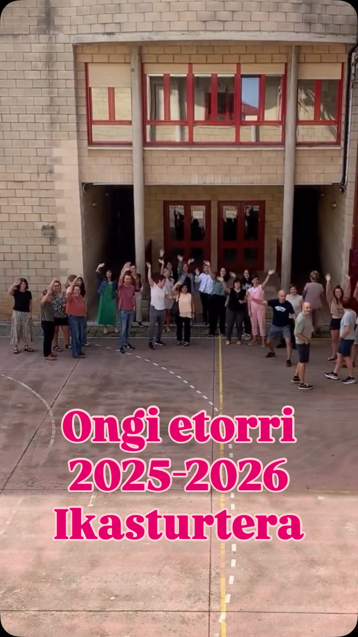 ✨🌻 ONGI ETORRI DENOI 2025-2026 ikasturtera!! Dena prest dugu!! Irailaren 8an ikusiko gara elkar!! ✨✨🌻