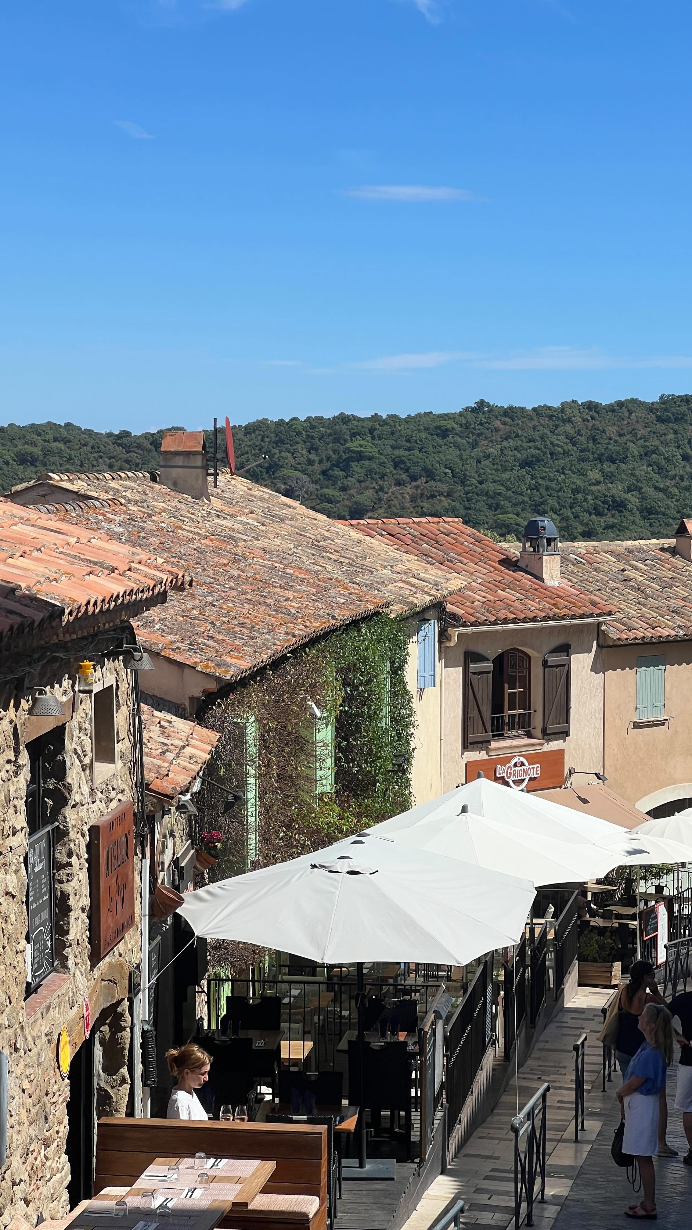 Saint-Tropez is always a good idea 🐚🩵🌞
#hotelmarketing #contentagency #socialphotography #sainttropez #ramatuelle #frenchriviera #southoffrance #cotedazur
