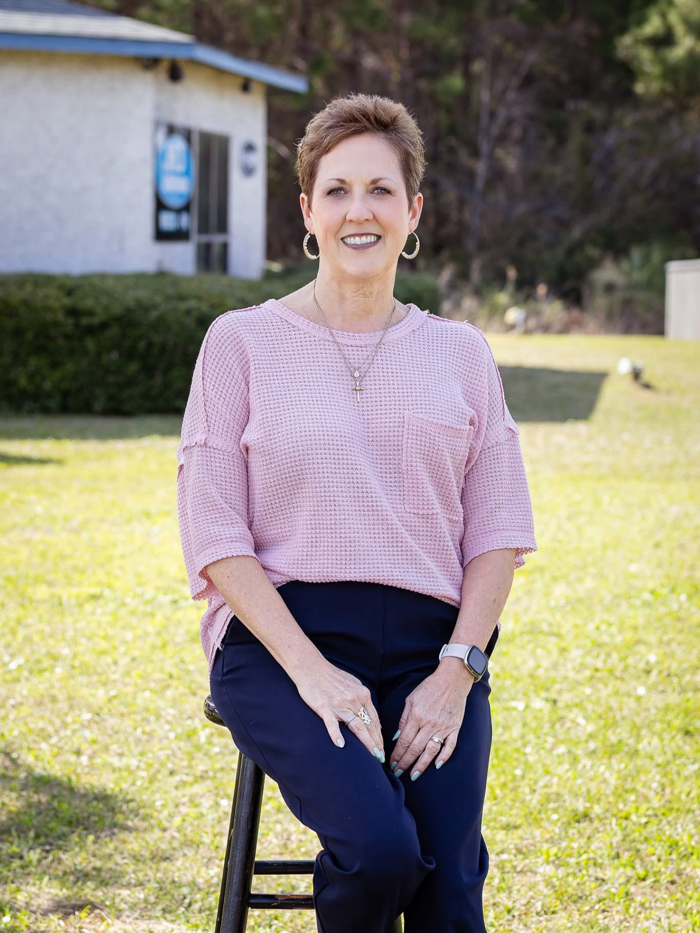 MEET THE TEAM MONDAY: Kari Dent
Kari has spent most of her life in Southeast Georgia. She calls it paradise! She is a wife, mother, and grandmother. But her greatest love is the Lord Jesus Christ, who made her His own over 50 years ago. She is passionate about learning all that she can about the Word of God and teaching others to do the same. Catch her live Tuesday through Friday from 1 PM to 3 PM.