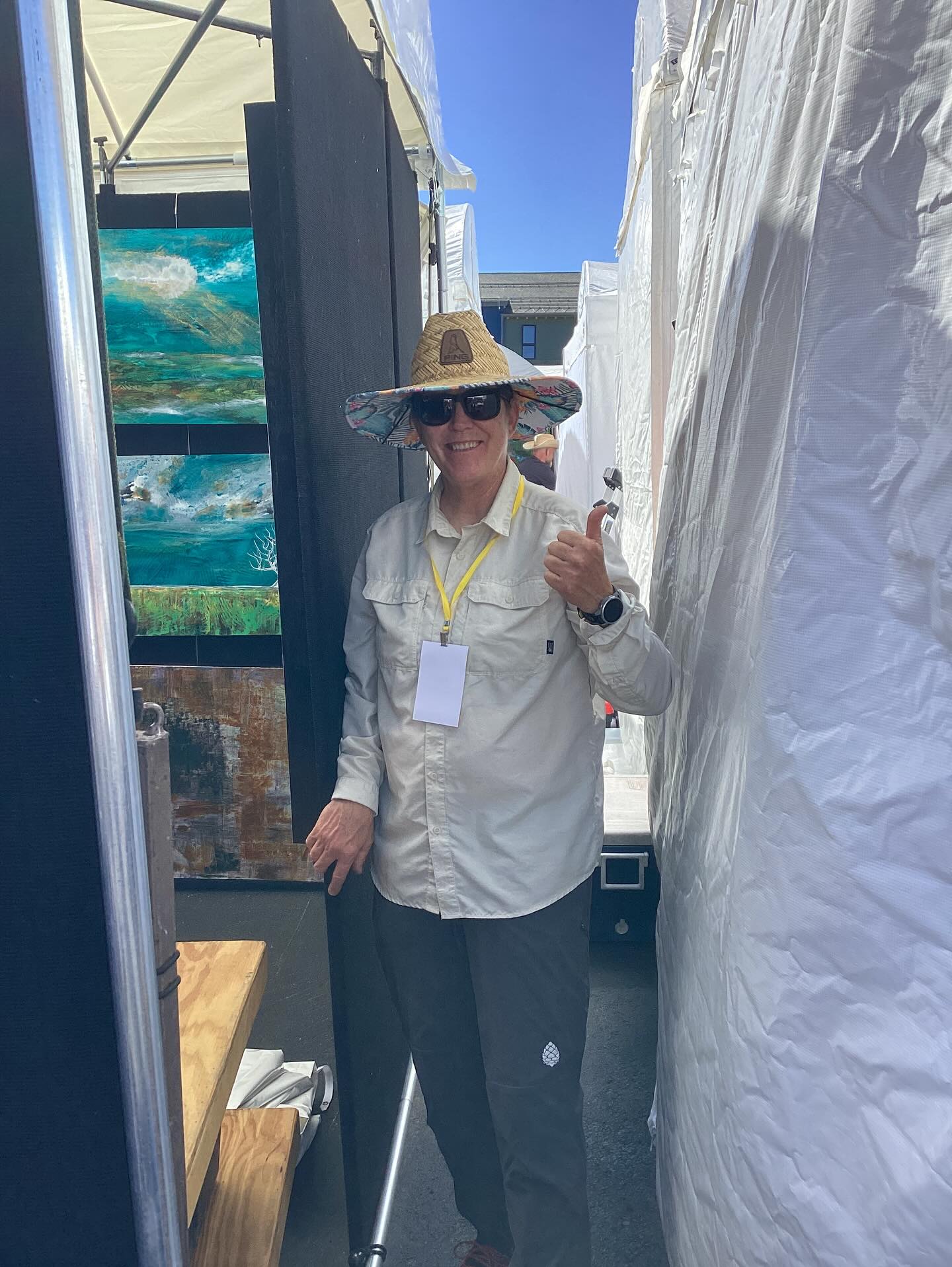 Been a roller coaster of a weekend. Rainy on Saturday to beautiful today.
Selling art rain or shine!!
Last day @mountainartfestivals
Hurry! Show ends today at 4:00
.
.
.
#sellingart #summitcounty #breckenridge #buyartfromartists