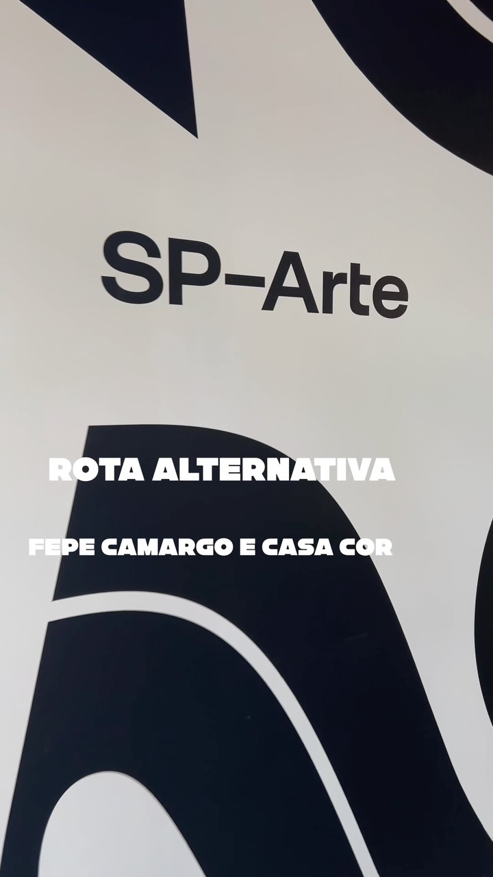 Foi um prazer participar e acompanhar o projeto Rota Alternativa por @fepelino Cristo de Arte.
O projeto consiste em visitas guiadas com grupos fechados para Museus, Galerias e Férias de Arte. O objetivo é contextualizar de forma bem humorada a Arte.
Dessa vez fomos visitar o SP Arte - Rotas com grupo incrível do Casa Cor SP. 😎✌️
Que venham os próximos!