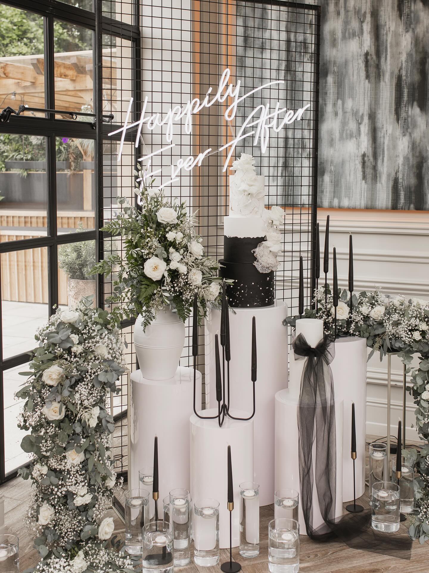 🤍 Wedding day 🤍
A huge congratulations to A&B who married at the beautiful @hotelwoodlands
I’m so here for the cake having its own display🤍
Floral display @tigerlilyfloralart
Photograph @sophie_eleanor_photography
.
.
#cakedecorating #cakestyle #cakeart #buttercream #leeds #westyorkshire #leedsbaker #weddingcakesideas #weddingcake #weddingcakedesign #bespokeweddingcakes #weddingcakeinspiration #prettyweddingcakes #texturecake #uniqueweddingcakes #weddingcakeinspo #whiteweddingcake #whitecake #texturedcake #prettywedding #weddingcakes #bowcake #bowweddingcakes #ediblelacecake