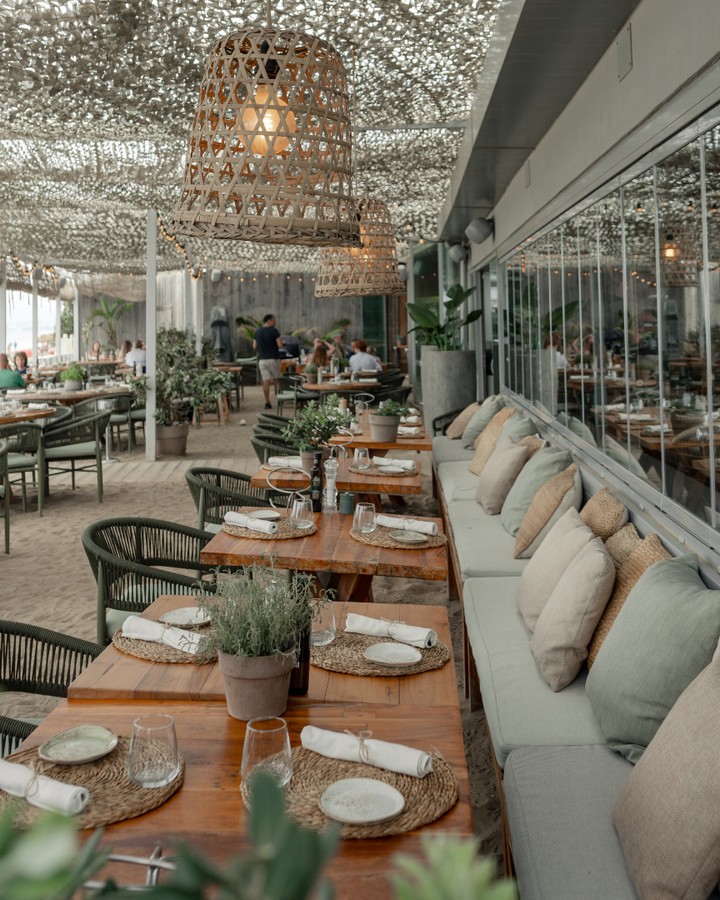 Table ready, sea breeze 🌊 and everything set to enjoy ✨
#luumabeachrestaurant #luumabeachmarbella #marbellaweekend #marbellatrip #marbellalifestyle #marbellaspain #marbellavacation #elrosariobeach