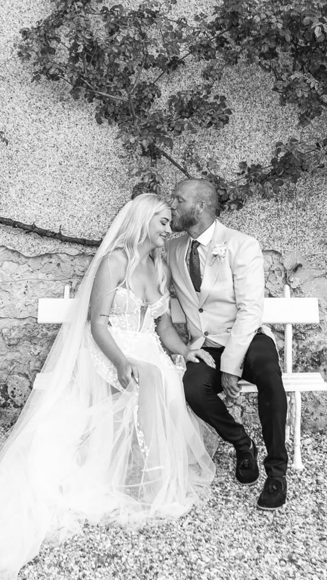 We film from two hours pre ceremony till the dancing in the evening. You receive all these films plus a gorgeous highlight film to watch on a cold damp day back at work to make yourself even more miserable 🤣. This was such a pretty wedding but there was also plenty of crazy in there and they received all of it.
2026 is obv going to be the year of the wedding content creator as we are super busy so make sure to get yours booked in soon. It’s fabulous and all our gorgeous couples agree.
Filming for Memories 💛
@lynseyjay89 we loved this day.
.
Venue @chateaudelacotedordogne.
Planner @kathryn_whittle