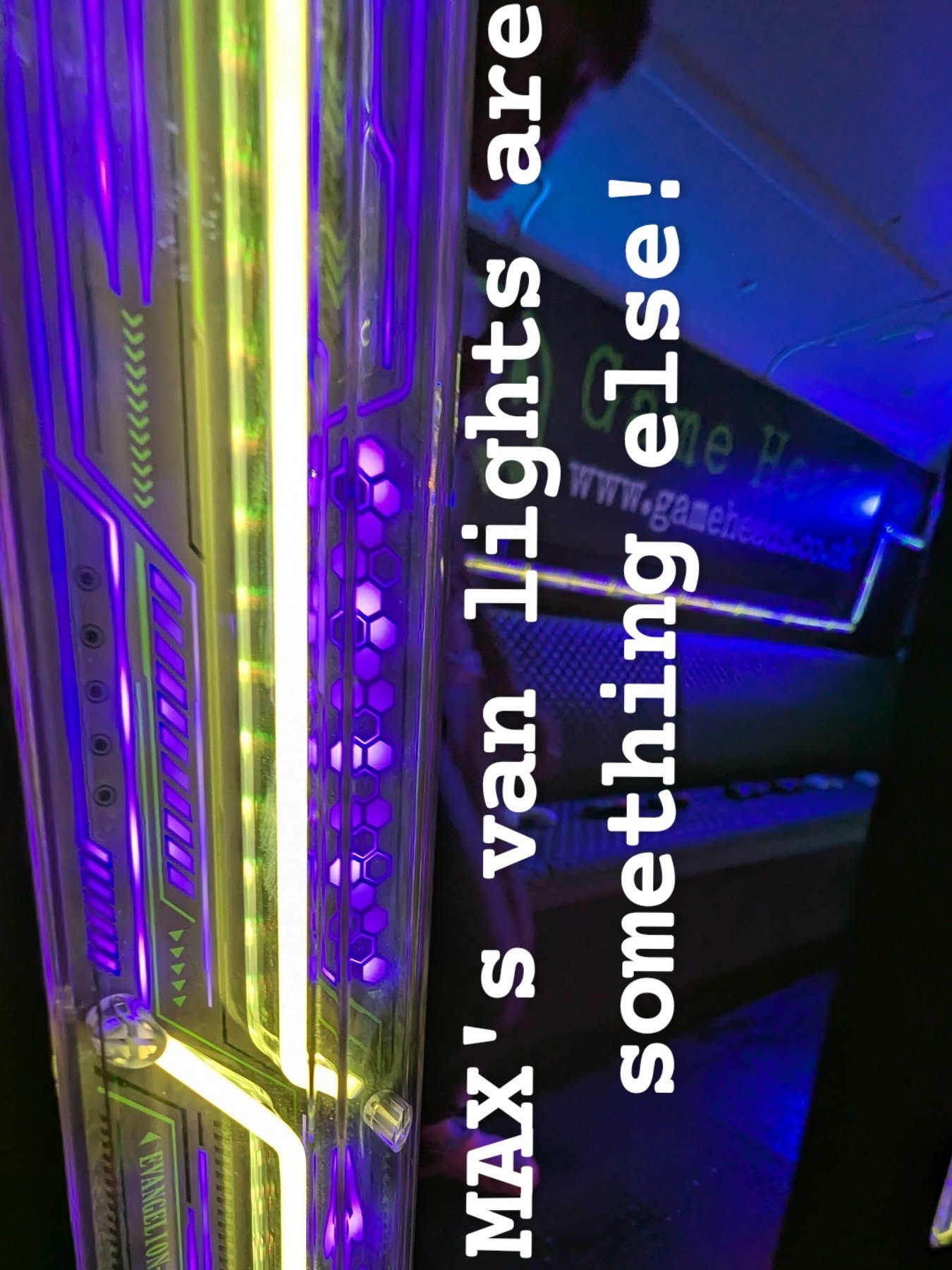 MAX vans lighting is next level ๐