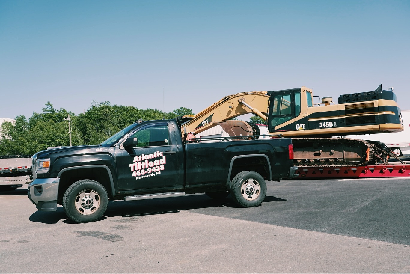 Wide load transportation with vehicle escort services available! Atlantic Tiltload is your trusted partner for the big hauls, even the ones that seem unimaginable. Our experienced team is dedicated to getting your load where it needs to go, safely and efficiently. Schedule your next long haul with the pros!
📞 Give us a call:
• NS: (902) 468-9438
• NB: (506) 343-4412
📧 Send us an email: Logistics@AtlanticTiltload.com
#AtlanticTiltload | #HeavyHaul | #WideLoad | #Hauling | #Transportation