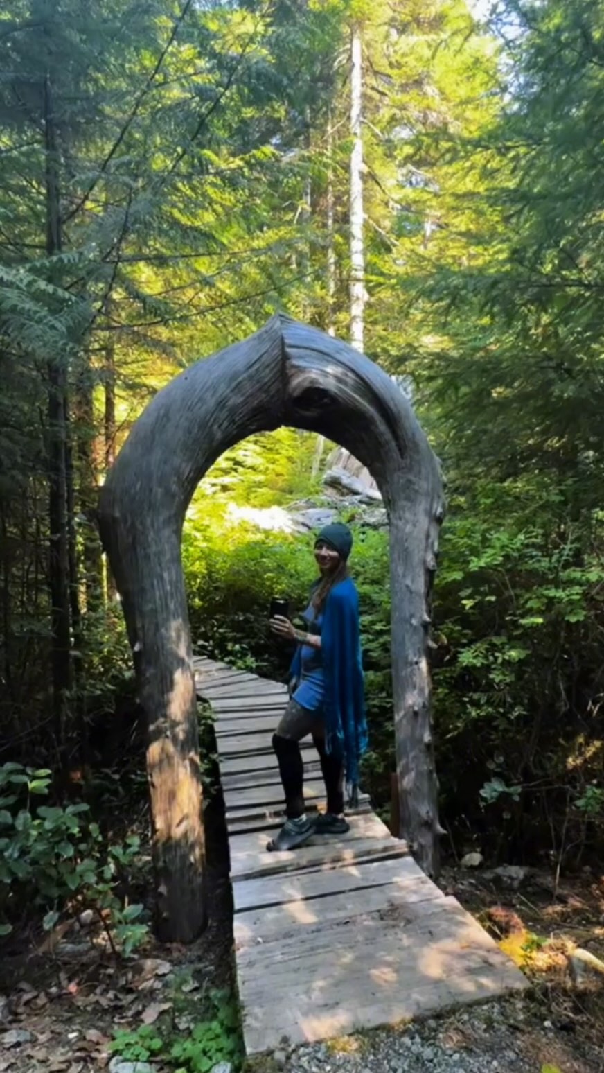 with love 🤍✨
For all she takes & all she gives
For all you will become & have been
For freedom which arises deep within
Deep breaths as we spin
Through the web of
the Mystery
woven
#deepbreath #belonging #themystery #weboflife #pachamama #pachacutí #lifeissacred #ceremony #soul #reflectandgrow