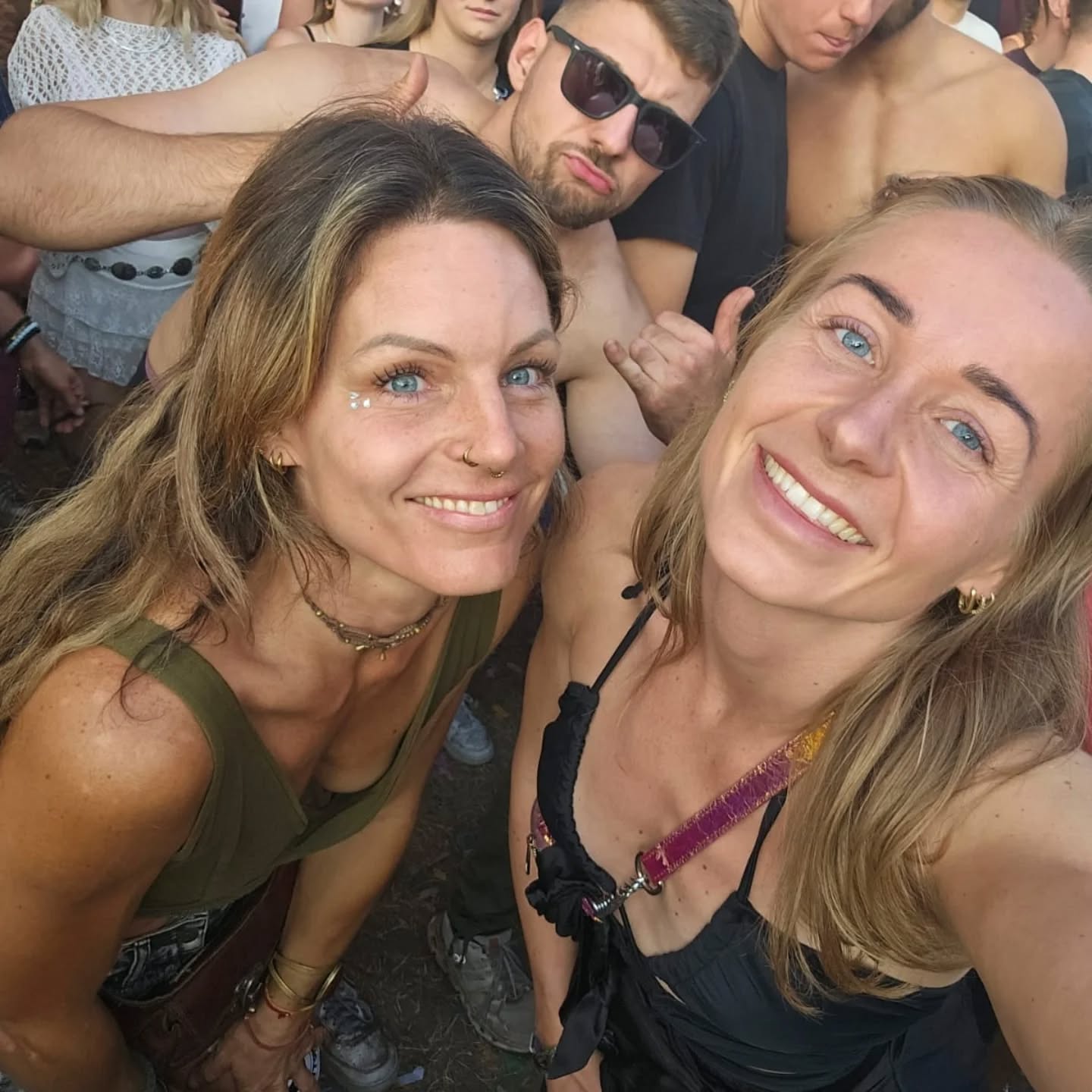 Oh dear Summer ✨ Thank you for all the colors 🧡💛💚🩵💙💜🩷
@boomfestivalofficial
@indian_spirit_festival
#boomfestival