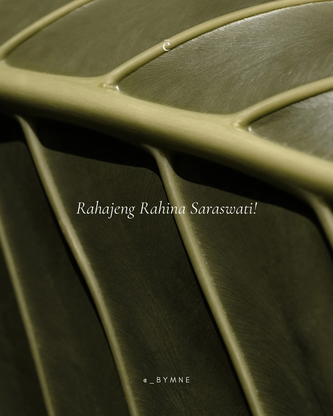 May we cultivate wisdom by embracing the balance of opposites - the light and the dark, the seen and the unseen. May we find wisdom in the interplay of spirituality and knowledge. Wishing you a day of insight, creativity, and inner peace!
Rahajeng rahina Saraswati 🙏