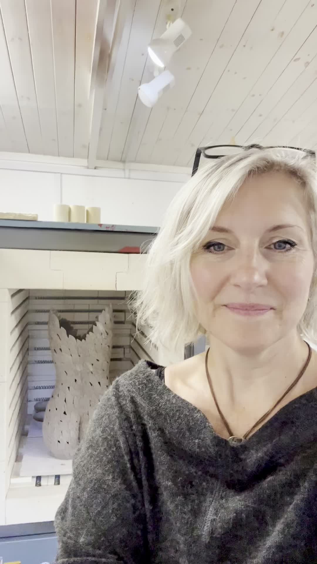 She’s in the kiln… the leafy clay sculpture, I’ve been working on for the past two weeks is finally in the kiln. She will go up to 1020 in the gentle firing and then she’ll be a bit more robust for her next steps. #sculpture #sculptureart #ceramics #clay #smallbusinessownerlife #makersofinstagram #artistsofinstagram