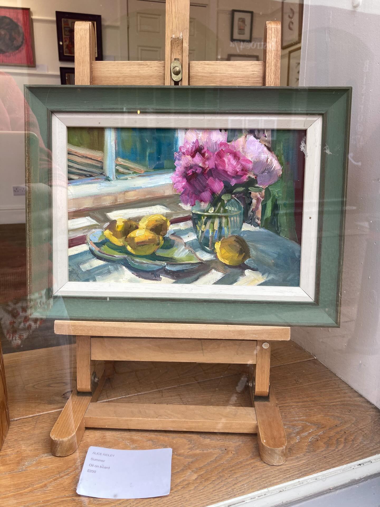 Some wonderful work at @artspace_woodbridge this weekend and until Wednesday next week. Come and say hello and meet the artists @emilykeithart @elizabethwilliamsonknitting @spadgeart and me! We are here until Wednesday. See you soon I hope.
#artspace #artspacewoodbridge #suffolkart #suffolkartists #shetlandlace #shetlandlaceknitting #oilpainter #penandinkart #localartist #artforsale #woodbridge #woodbridgegallerysuffolkgallery #sculpture #sculpture_art