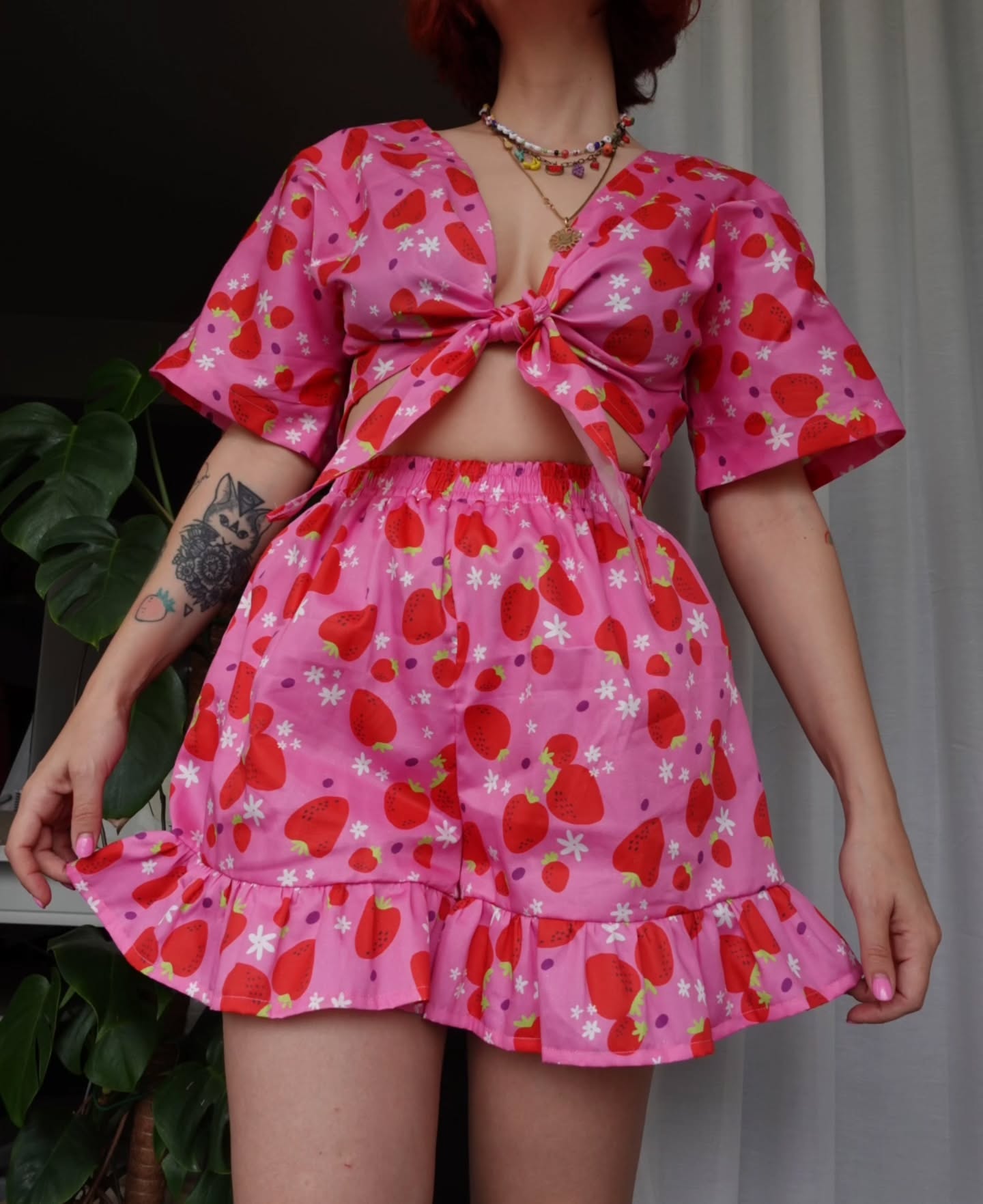 🍓 A lil 'Strawberries' moment with one of the most gorgeous c&m two-piece sets 🍓