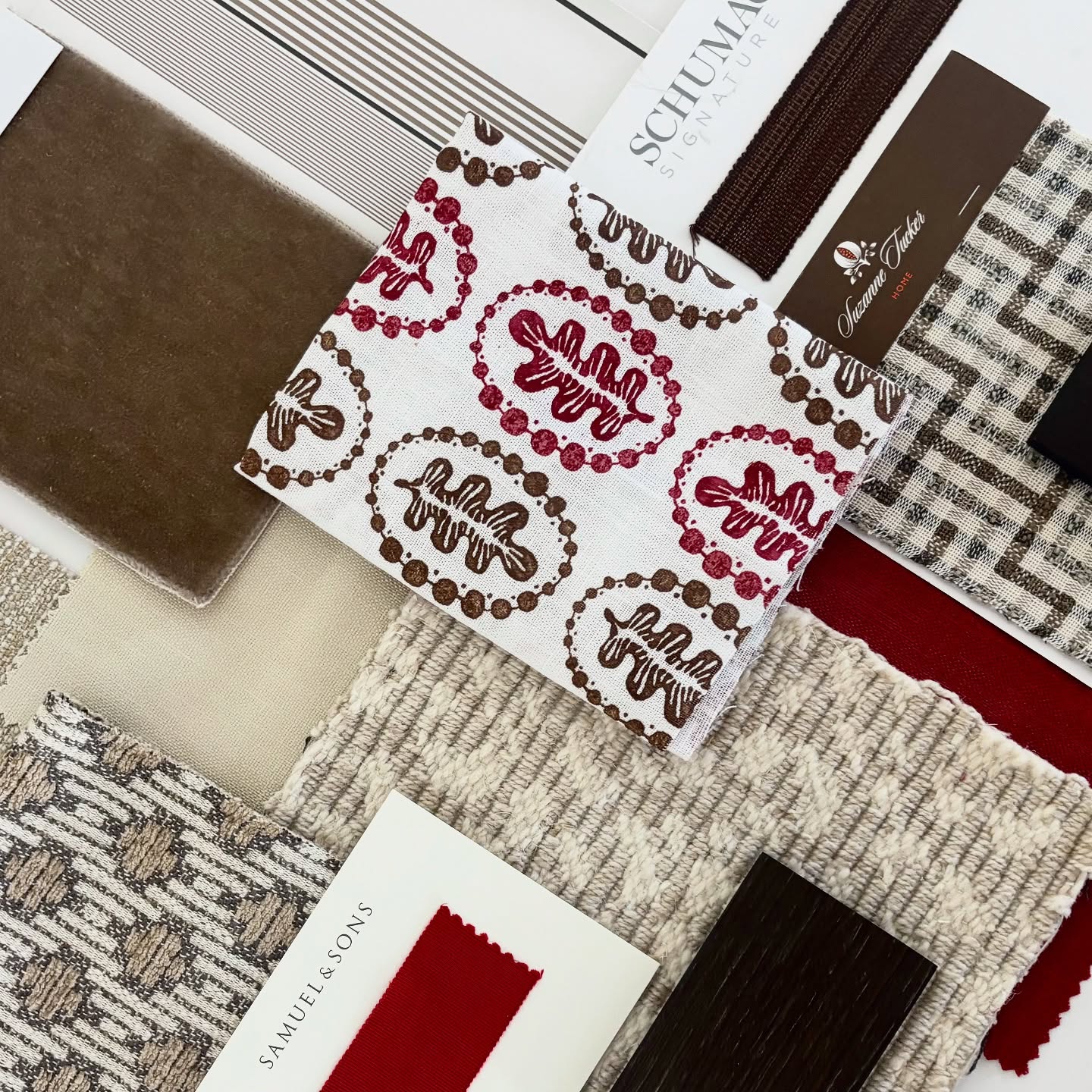 Two schemes for a client refresh in progress.
Deep reds, rich textures, and earth tones ground the den, while bright greens and rattan give the sun room a fresh and natural feel.
Can’t wait for installation day! Stay tuned..
