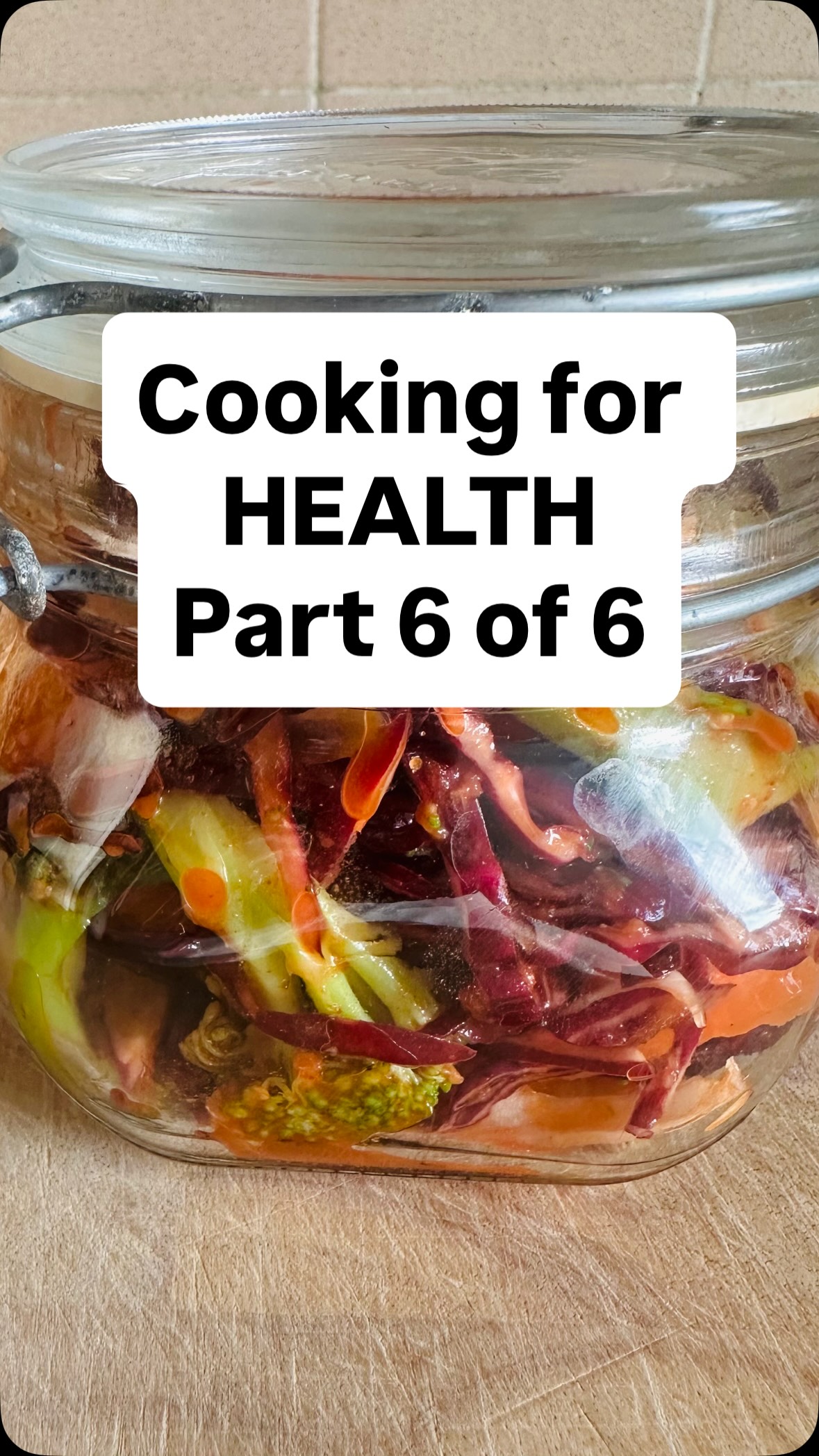 A loose take on the dish KIMCHI.
Gochujang paste is fermented & in combination with vegetables provides a strong base for good health, especially with regard to the gut.
If you want to understand more of how your diet can improve your health then get in touch.
Ingredients
1 good heaped tsp Gochujang Paste
2 spring onions
3 baby carrots or 1 medium size
1 garlic clove
1/2 tbsp grated raw ginger
2 tsps ground sea salt
3rd handful red cabbage thinly sliced
5 pieces broccoli florets thinly sliced
Splash still bottled water