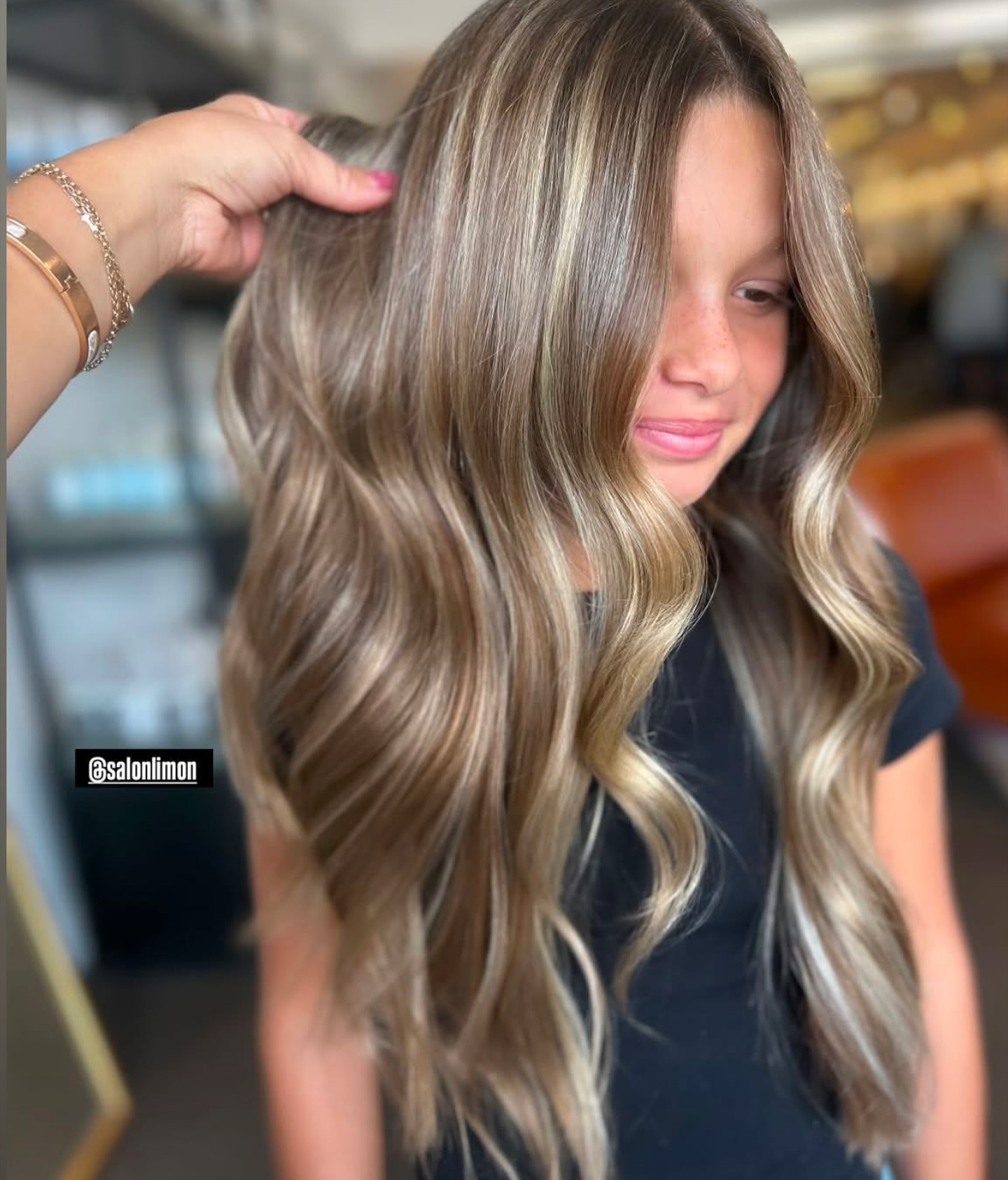 Another back to school cutie 🥰
#hairbydeannajean