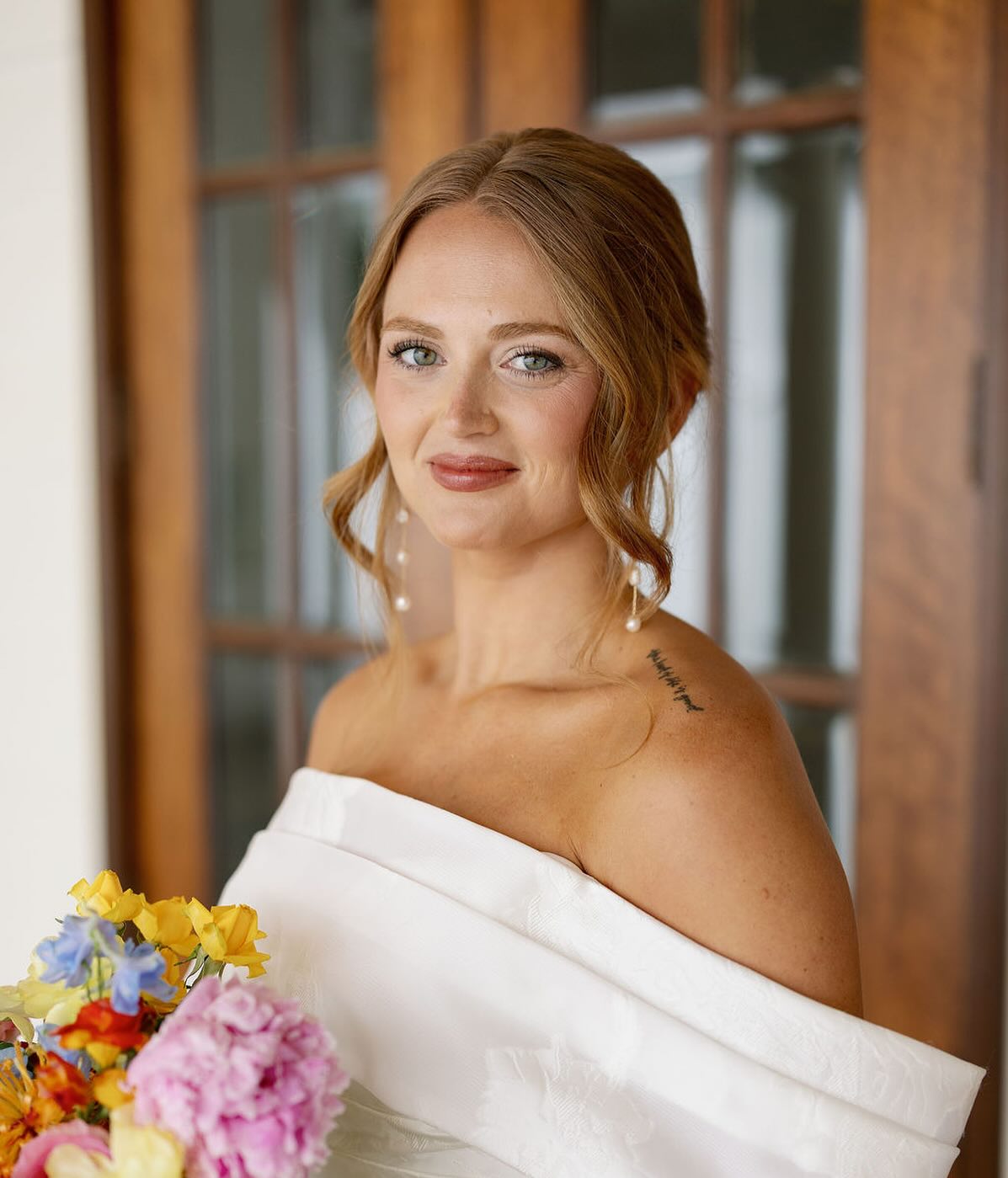 Sarah Grace 🌿
Photo @havgoodphotos
@oaksatsalem
@sincerelychicevents
@poppy_belle_design