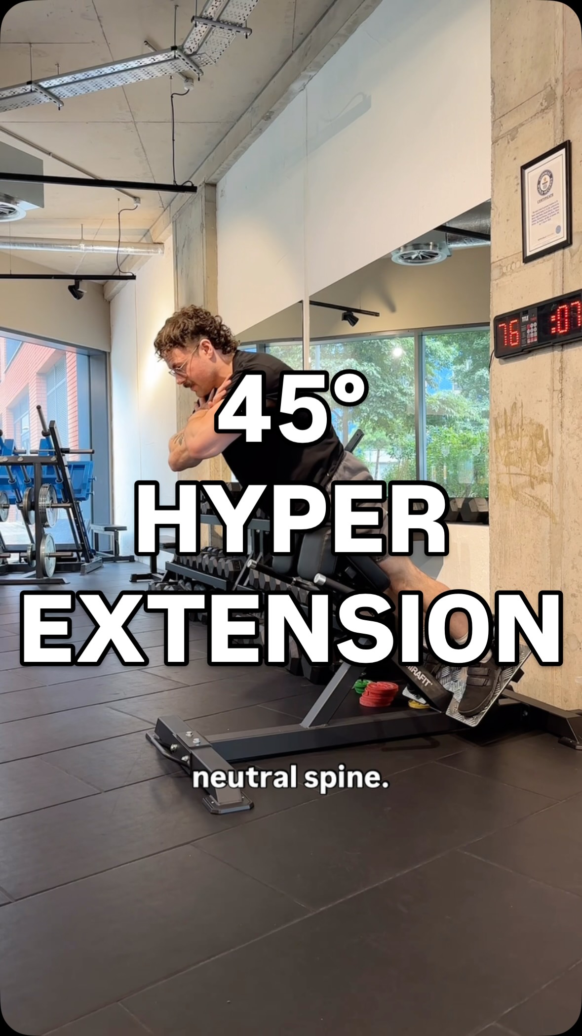 New kit, who dis? 👀
Here’s how to use the 45° hyperextension so it builds hamstrings + glutes 🔥
✅ Set the pad just below hip crease
✅ Keep feet firmly planted
✅ Hinge at the hips with a neutral spine
✅ Drive hips into the pad to raise up
❌ Don’t overextend at the top
⸻
#HamstringTraining #LegDayTips #tsr #gymtips