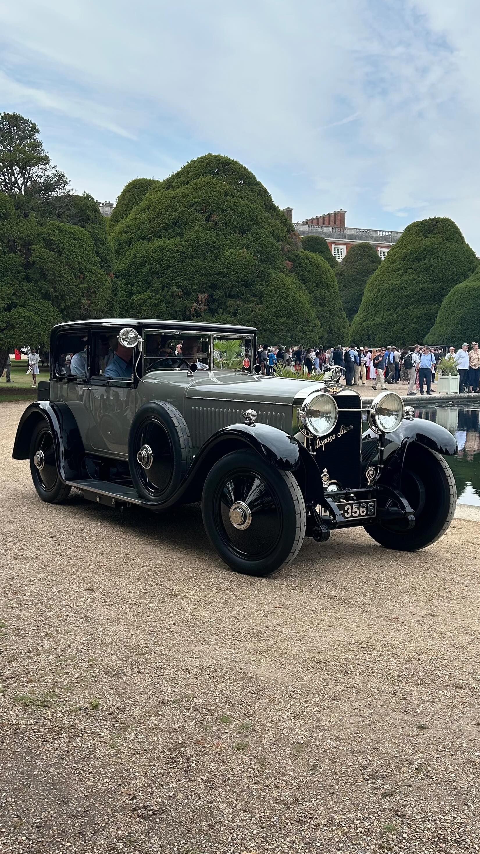 A few highlights from @concours_of_elegance
#classiccars #rollsroycephantom #hispanosuiza #ferrari
