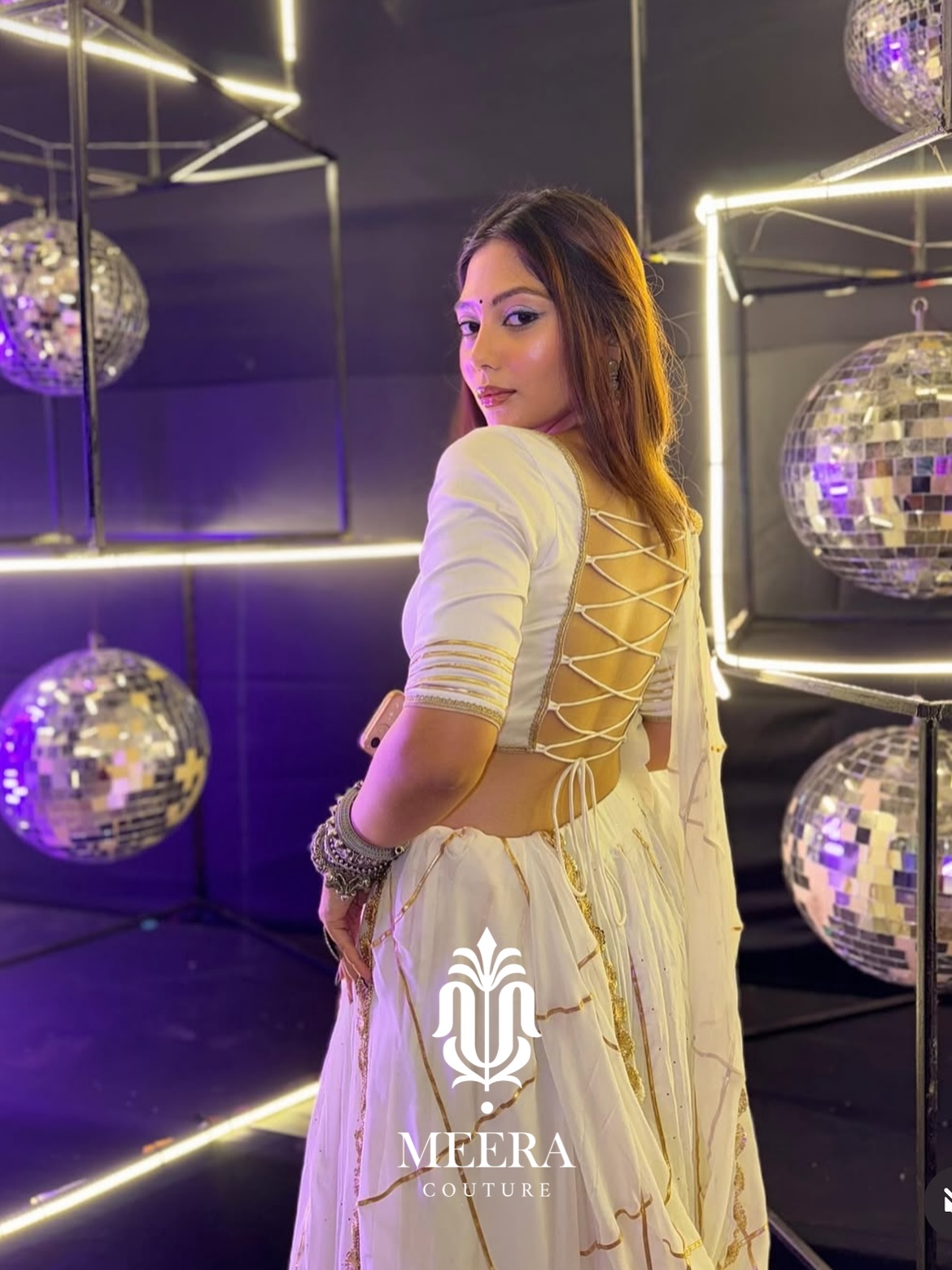 From our The Bindu Collection.
Embrace the essence of tradition with a modern twist.
Our exclusive Chaniya Choli
collection is here to make you shine at every celebration!
#navratrispecial #navratri #dispatchingtousa #navratricollection #navratrichaniyacholi #navratrifestival #navratrivibes #navratrijewellery #navratrilook #navratrigarba #chaniyacholi #chaniyacholicollection #ahmedabad #gujarat #surat #naturephotography #instagram #explore #explorepage #réel #reelsvideo #reelitfeelit #shippingworldwide