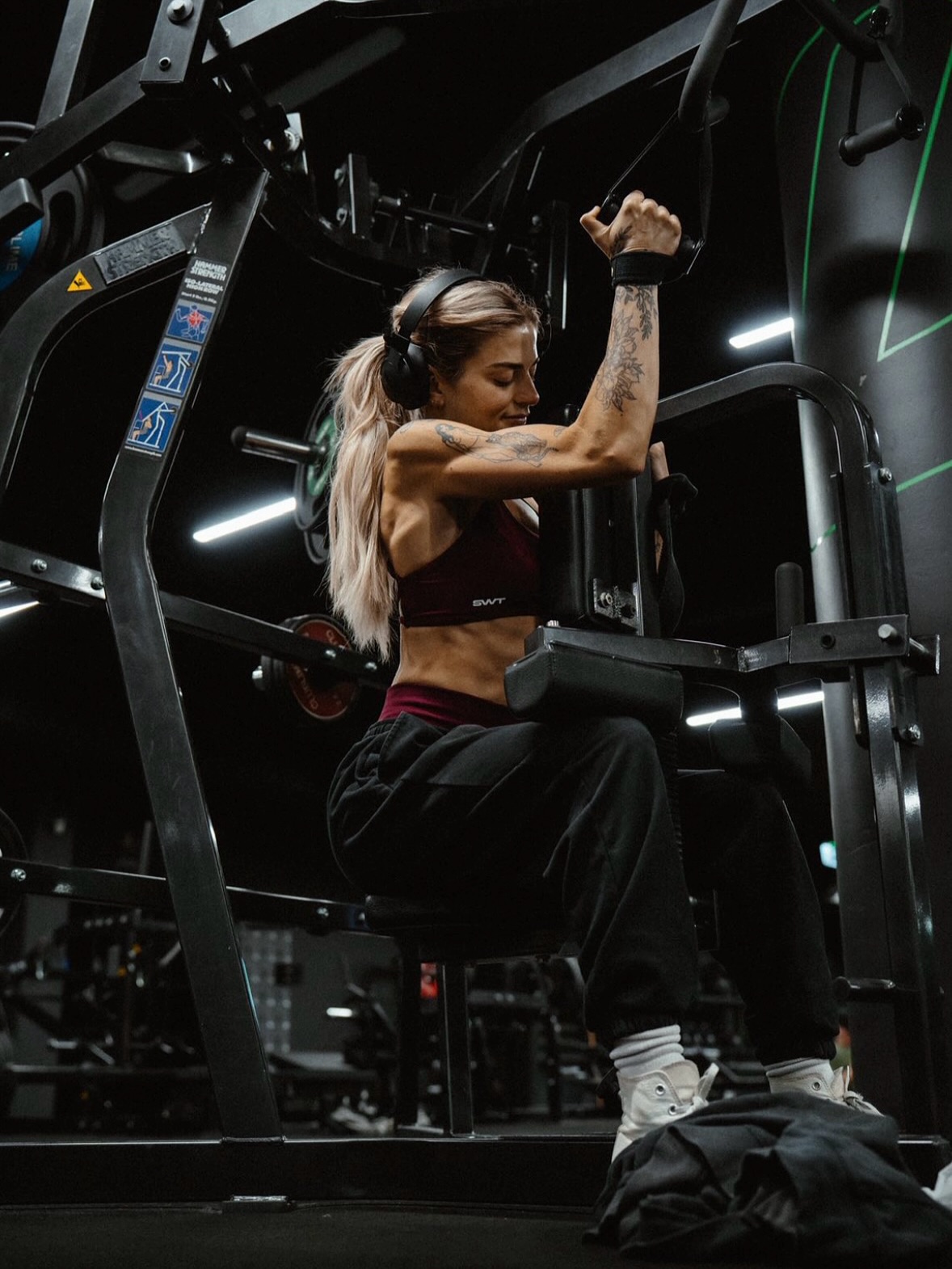 “She has endured storms. She has walked through fire. Yet she stands brave, resilient, light, secure, whole. To be a Hunny is to know that softness and strength can live in the same breath. She is, Hunny. 💕“
#hunny #hunnyhairextensions #canberrahairextensions #hunnylifestyle #hunnyquote #geniusweft #invisiweft