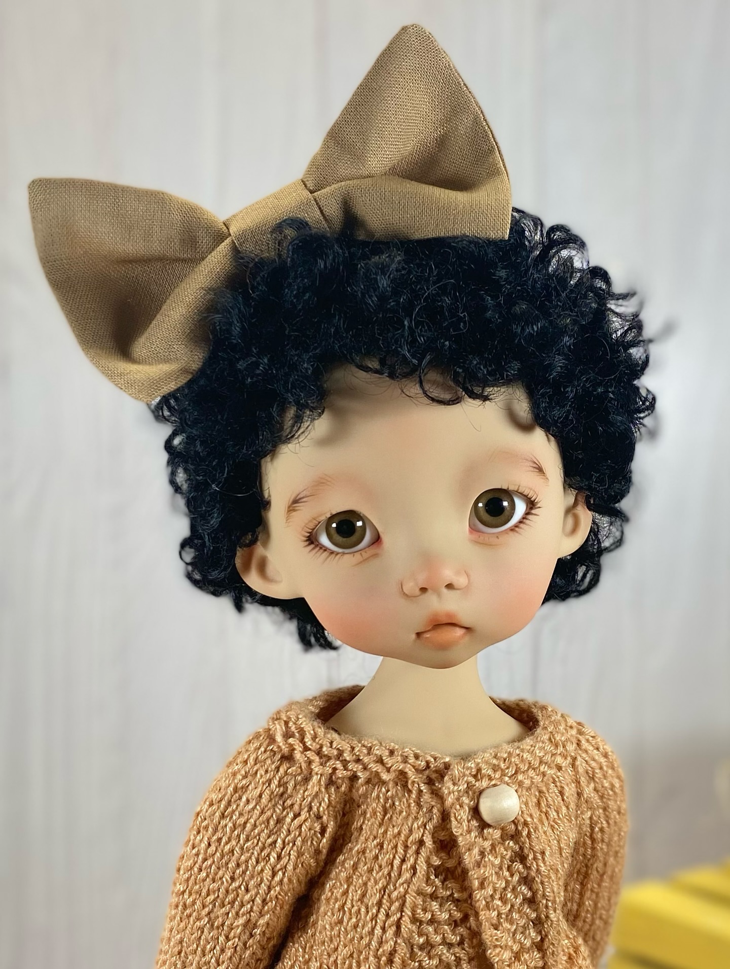 Light skin Maddie is coming soon, preorder opens Monday, join the mailing list at lindamacariodolls.com #lindamacariodolls #bjdresin #bjdpreorder #artdoll