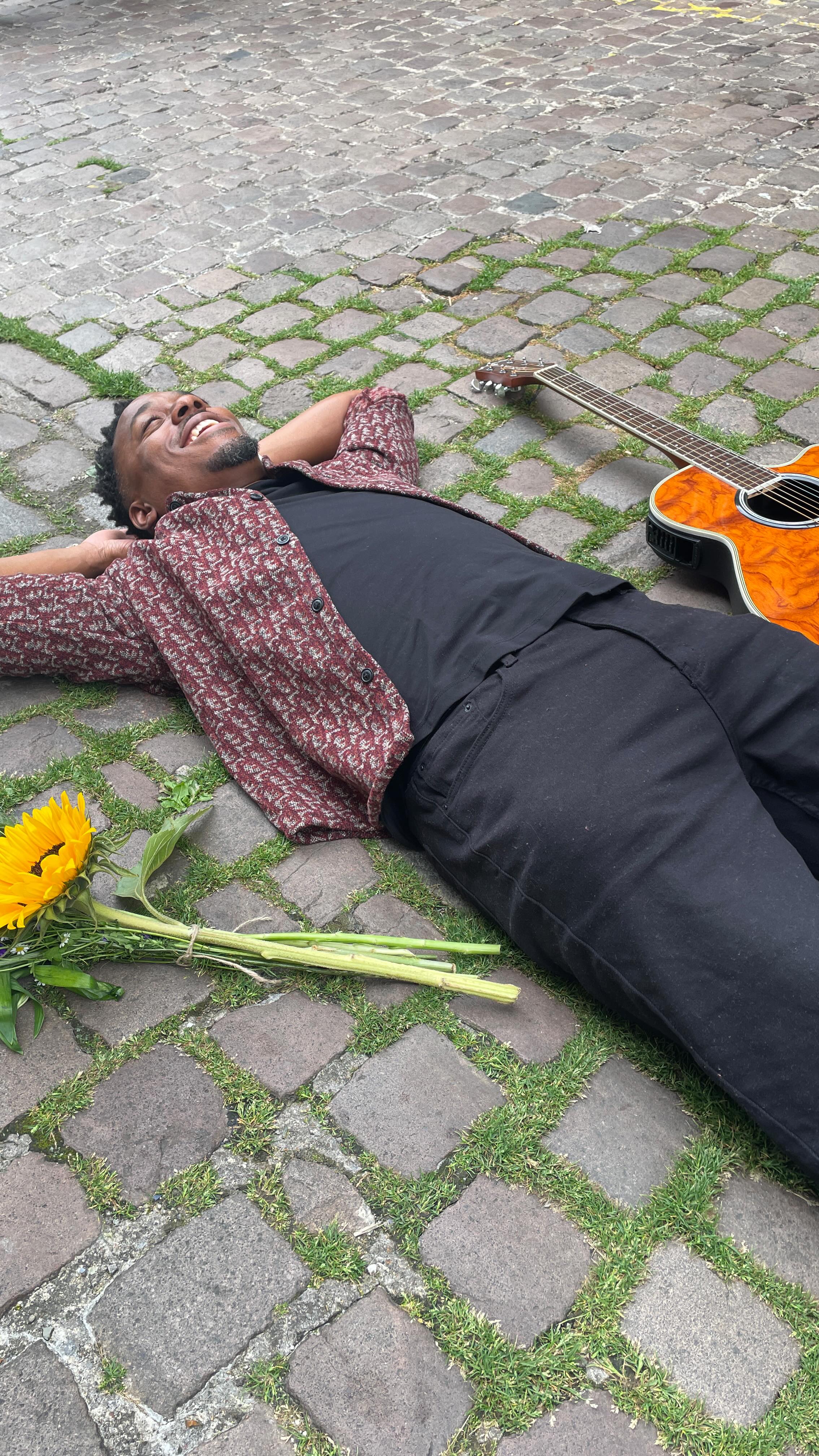 “Flowers” is one month old today. I’m so proud of this record. Thank you to everyone who has been streaming it. That means the world to me.
More music on the way.
#neosoul #newmusic #soulmusic #jamiepage #christianmusic #flowers
