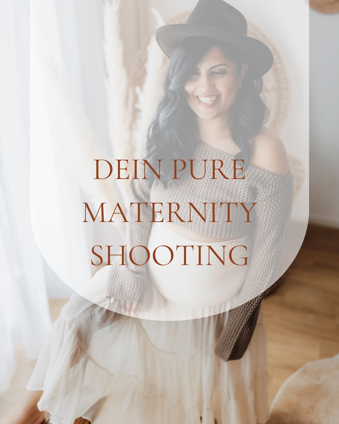 ✨ Dein Pure Maternity Shooting ✨
Bei meinem Pure Maternity Shooting dreht es sich um das Wesentliche: dich, deinen Babybauch und deine pure Schönheit. Keine Ablenkungen – nur du und diese besondere Zeit, die nie wieder zurückkommt.
Stell dir vor:
Ein Moment nur für dich.
Ein Professionelles Styling, das dich strahlen lässt.
Ein Kleid aus meinem Kundenkleiderschrank, das dich perfekt in Szene setzt. Und 30 Minuten Shootingzeit, in denen wir gemeinsam zeitlose Bilder erschaffen, die dich genauso zeigen, wie du bist: stark, schön, einzigartig.
Save the Date:
14. November 2025 – 10:15 Uhr & 12:00 Uhr
15. November 2025 – 10:15 Uhr & 12:00 Uhr
Das bekommst du:
• Professionelles Styling
• 30 Minuten Shootingzeit
• Zugang zu meinem exklusiven Kundenkleiderschrank
• 2 Bilder inklusive
Alles für nur 220 Euro.
💡 Und das Beste:
Dieses Shooting ist die perfekte Möglichkeit, mich und meine Arbeit ganz unkompliziert kennenzulernen – vielleicht sogar als kleiner Vorgeschmack auf ein größeres Shooting in der Zukunft.
Die Plätze sind streng limitiert – wenn sie weg sind, sind sie weg.
Schreib mir ganz einfach eine Nachricht und sichere dir deinen Termin!
Ich freue mich schon sehr auf dich…🤎
#purematernity #schwangerschaftsfotografie #maternityshooting #babybauchshooting #maternityportraits #schwangerundschön #mommytobe2025 #schwangerschaftsbilder #maternityphotographer #schwangerschaftsshooting #purephotography #maternitylove #mamashooting