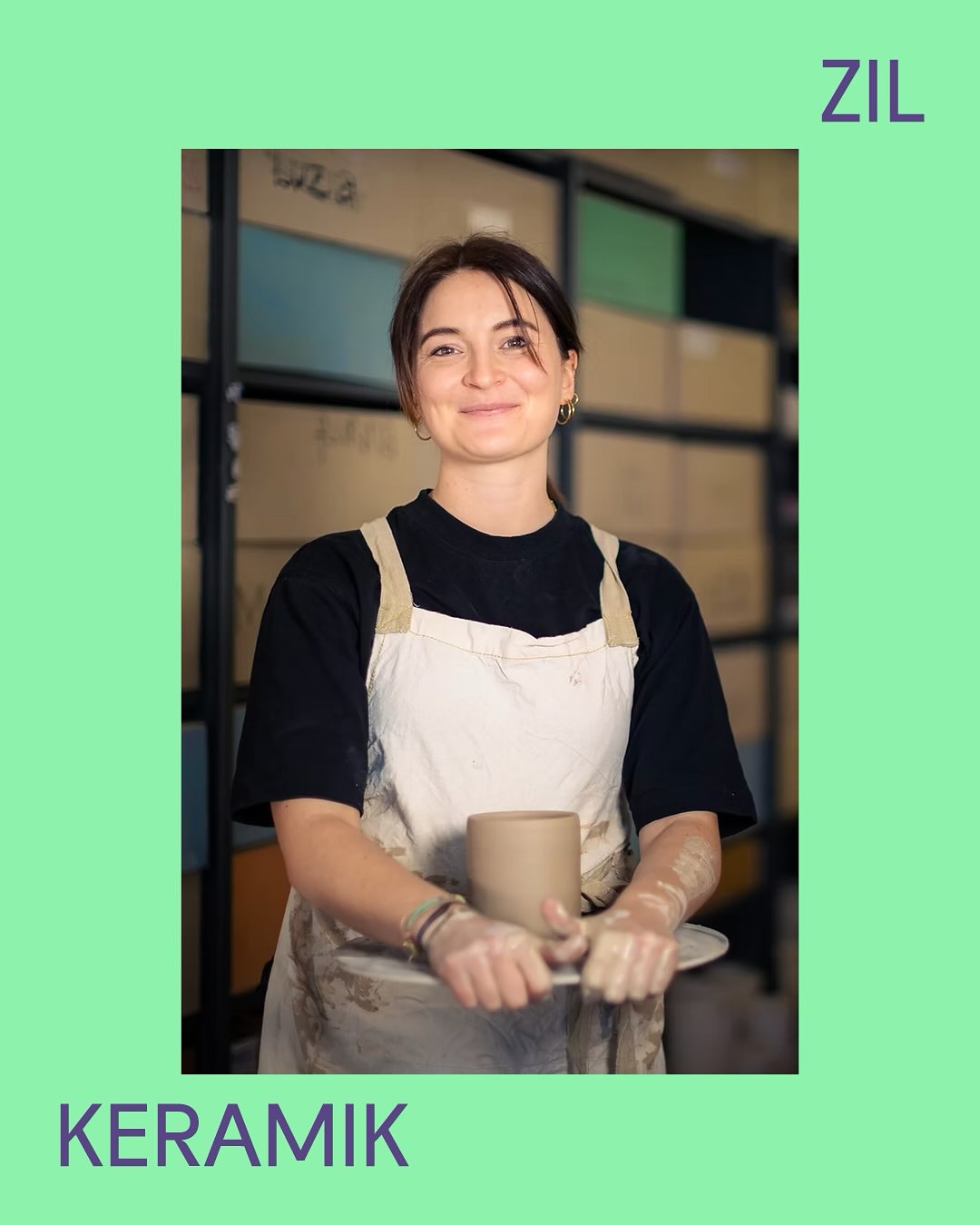 ZIL Keramik ist mein Herzensprojekt, in dem sich meine Liebe zum Handwerk und zur Kreativität vereinen. In meiner kleinen Werkstatt in der Churer Altstadt entstehen mit viel Hingabe und Freude einzigartige Stücke aus Keramik und Textil. Vom Drehen des Tons bis zum Nähen, jedes Produkt ist mit viel Liebe zum Detail gefertigt. Ob funktionales Geschirr, eine dekorative Vase oder ein handgenähtes Accessoire, jedes Teil ist ein
Unikat, das ein Stück Wärme und Persönlichkeit in den Alltag bringt.
#ZILKeramik
#KeramikMitHerz
#ChurerHandwerk
#EinzigartigeUnikate
#Keramikliebe
#MitLiebeGemacht
#SlowMadeDesign
#HandgemachtInGraubünden
#TonUndTextil
#KeramikWerkstatt
wir lieben @zil_keramik ❤️