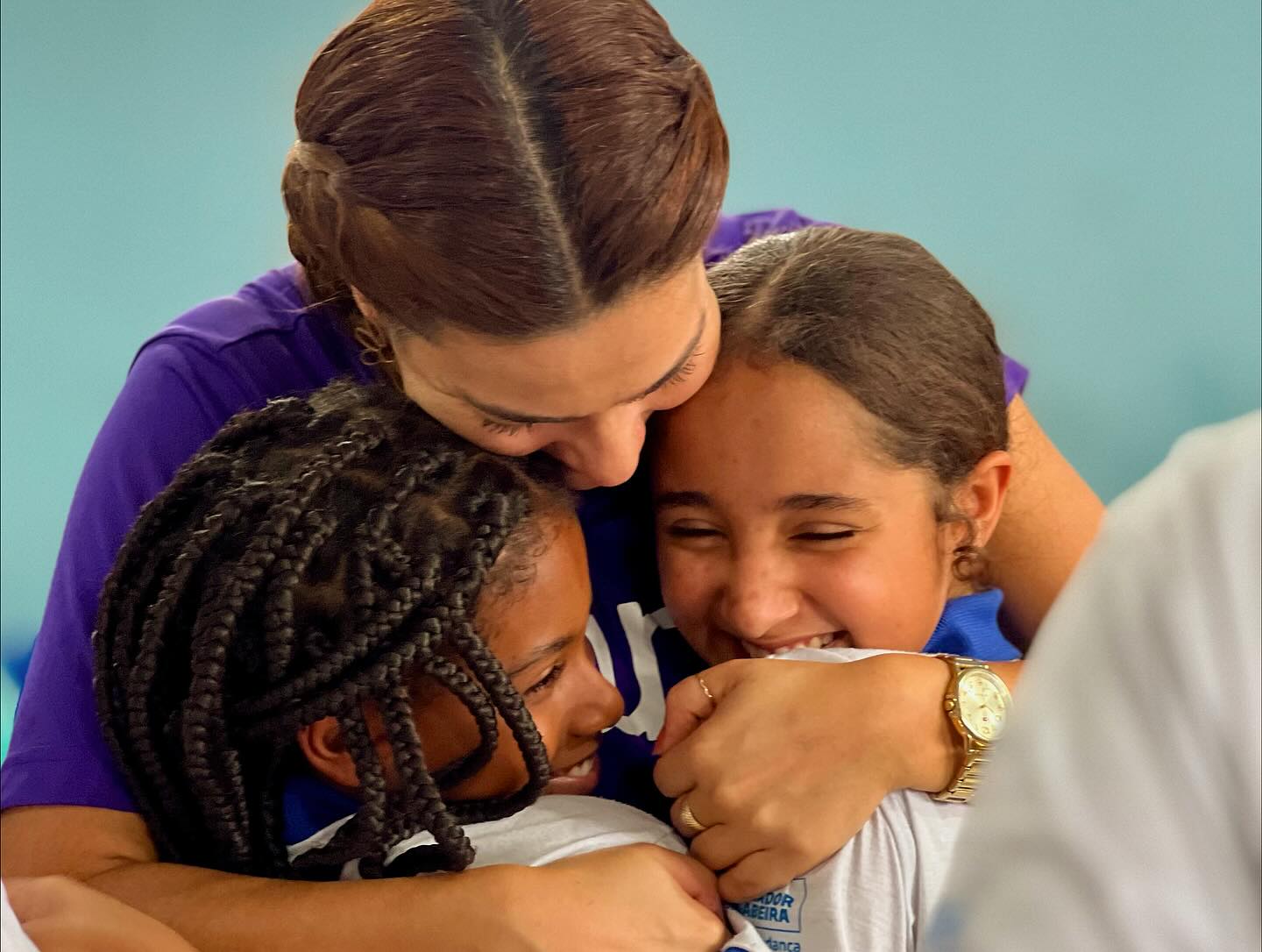 #tbt em parceria com a @garnuu, realizamos 6 reuniões para mais de 500 meninas no povoado de Quixabeira e na cidade de Governador Mangabeira, Bahia.
O calor desses auditórios só não foi maior que o calor do nosso amor por cada menina que nos confiou suas dores e histórias.
Reconhecemos a importância da parceria com o Poder Público em prol da juventude, por isso reconhecemos e agradecemos o apoio da @prefmangabeira e da @sempemangabeira.