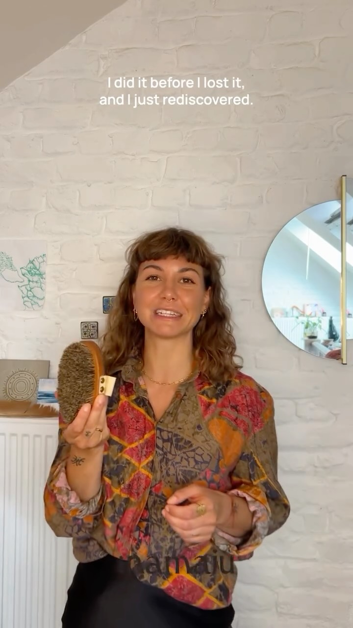 Ayurveda changed my life — not by asking me to be perfect, but by showing me balance.
It’s not just about food. It’s about how I spend my energy, who I surround myself with, when I rest, and how I nourish myself beyond the plate.
The biggest lesson? You don’t need perfection — you need rhythm, flow, and compassion for the season you’re in.
–––
#ayurvedalifestyle #holistichealing #mindbodybalance #selfnourishment #embodiedliving