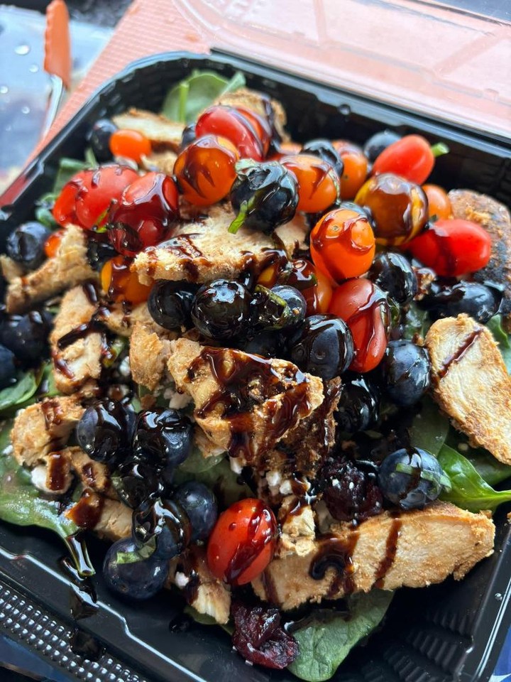 Fall Food Vendor
Raven Moon Catering
is excited to offer a delightful array of picnic-friendly treats. Enjoy a selection featuring fresh fruits, artisanal cheeses, crunchy crackers, and wholesome nuts.
🌟 Get ready for a tasty experience! 🌟
#SnackAttack #FoodieFun #GourmetGoodies #OutdoorEats #TasteTheSeason