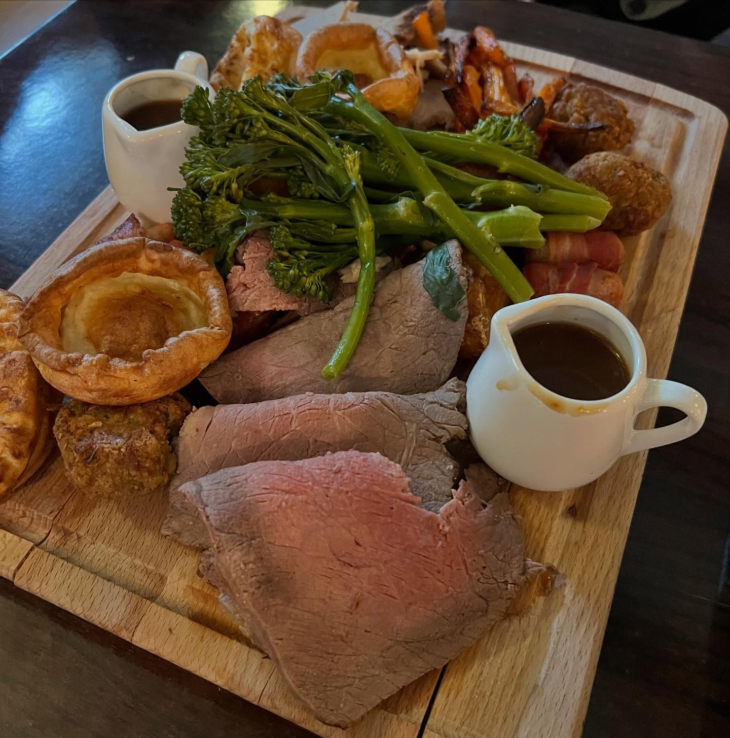 SUNDAY ROAST BOARDS ARE BACK!
As of Sunday the 14th September!
Get your tables booked online or by phone! 🎉