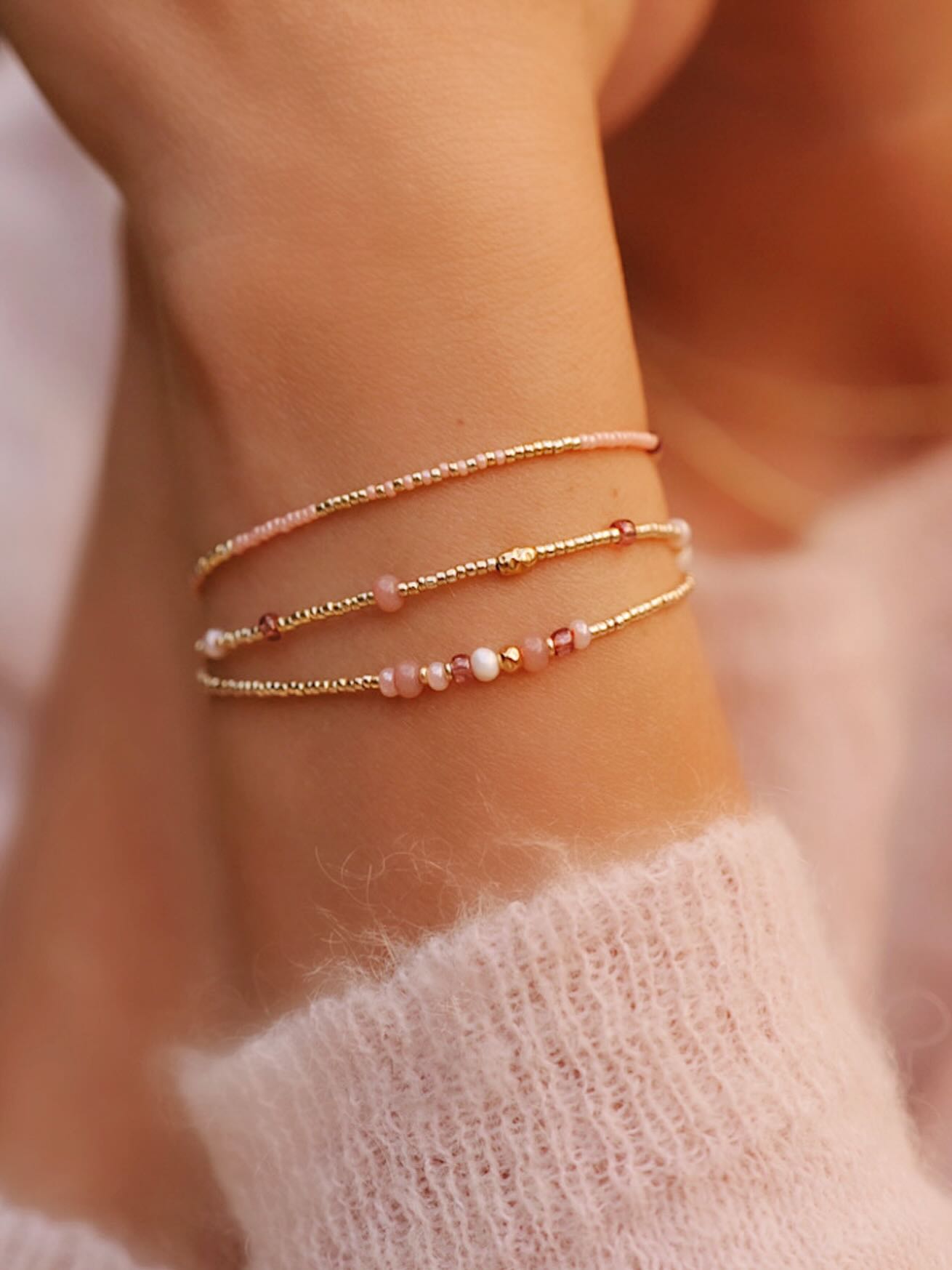 Inspired by the rich scents of coffee, dusty rose, a delicate hint of vanilla, and spicy notes 🤍