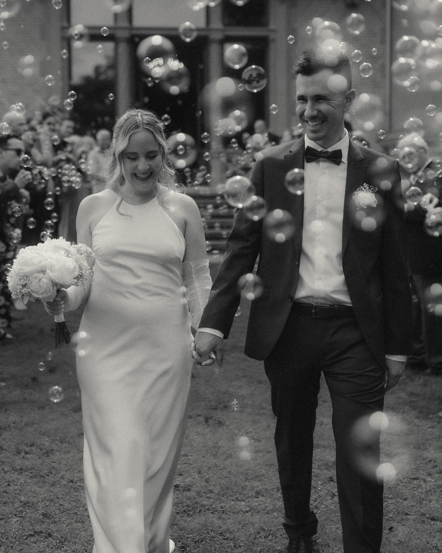 Civil wedding in beautiful @schloss_schadau 🏰🤍
What a magical place to say YES. With the view of Lake Thun in front of you. 🫶🏼
#swissweddingphotographer #hochzeitschweiz #swisswedding #schlossschadau #destinationweddingswitzerland #switzerlandelopement
