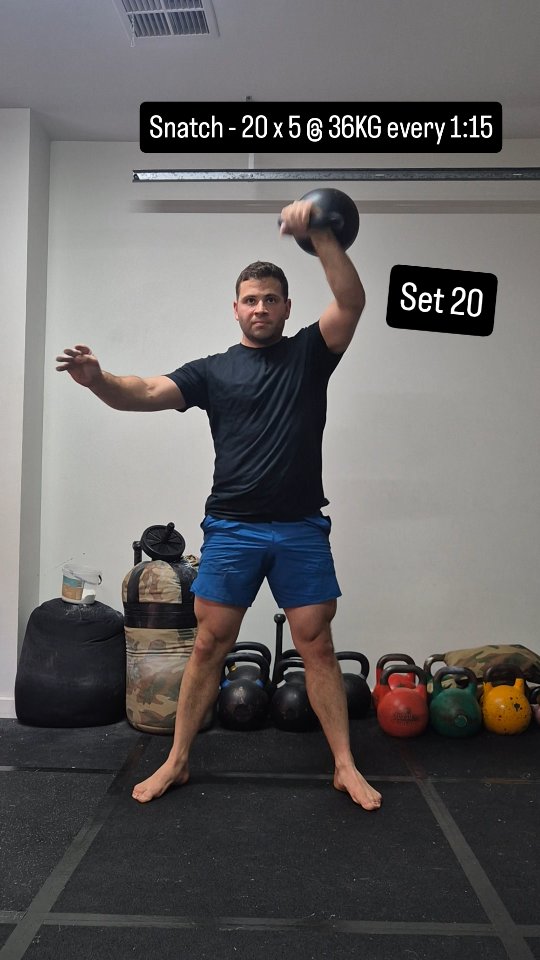 Snatch practice, first one of the week and last high volume session of Bracket 1 before i move up to bracket 2 next week. Will stick there for another 2 or so months. At this stage, my last sets feel more dialled in than my first.
Todays Session- 1ST SEPT 2025
Warmup
Get Ups - 10 x 1 @ 40kg
Snatch - 20 x 5 @ 36kg. Every 1:15
(Bracket 1 - High Volume)
Total Snatch Volume = 3600kg
Torso and hip work 3 sets each
Abwheel
Copenhagen planks
Club side swing pullovers.
#strongfirst #kbsnatch #hardstylemethod #kettlebelltraining #sfg
