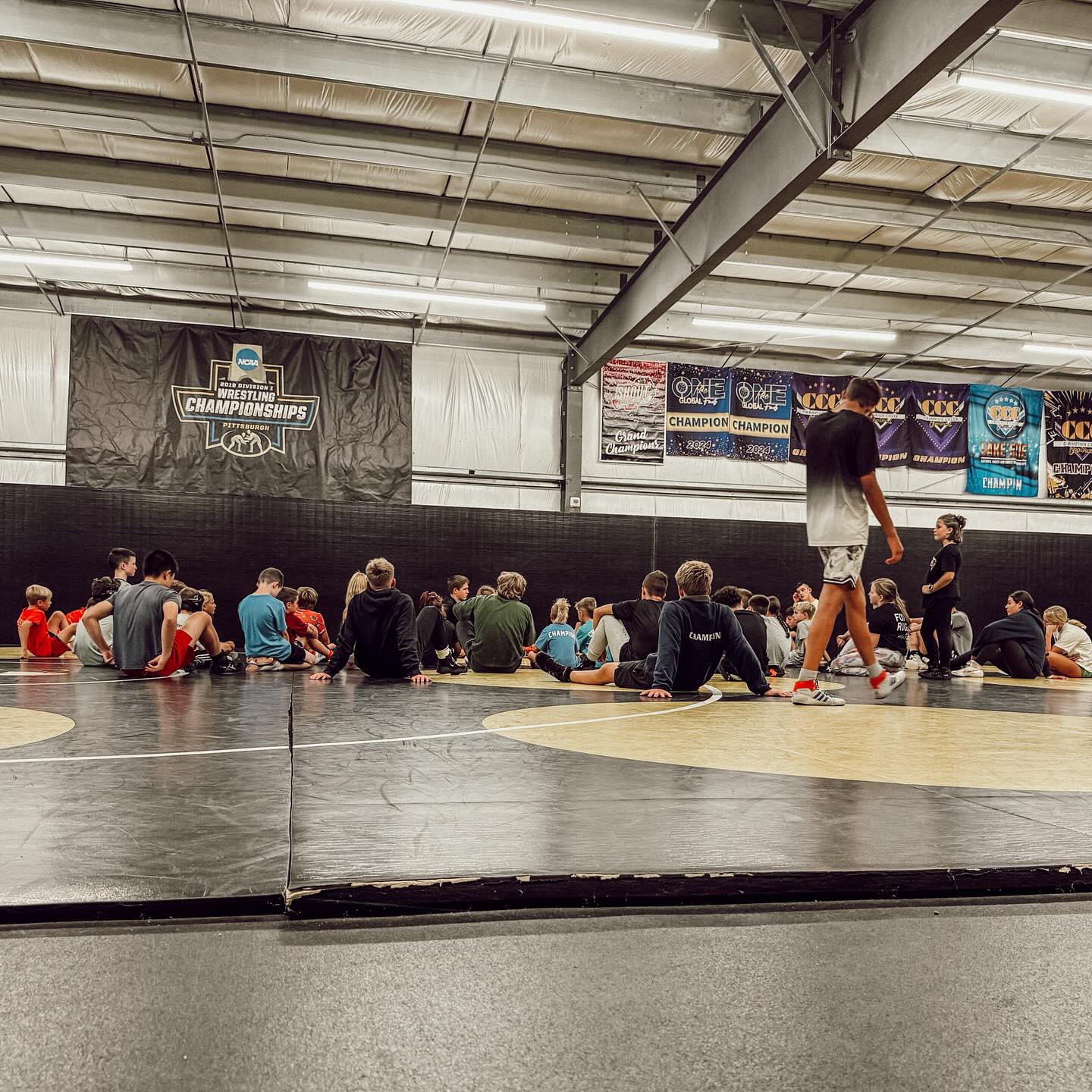 We’ve been in lab. 🧑🔬🧪👩🔬🤼
OMP WEEKLY PRACTICE SCHEDULE!
Sundays 11am-12:30pm Youth/MS
12:30pm-2pm MS/High School
Mondays 6:30pm-8pm Youth/MS/High School
Wednesdays 6:30pm-8pm Youth/MS/High School
Thursdays 6:30pm-8pm Youth/MS/High School