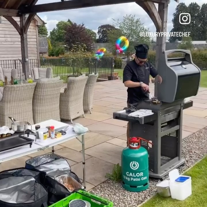 Summer BBQs coming to an end but autumn BBQs must go on!
Let’s keep it going. We are rolling out our promo for this September and October bookings, now including SATURDAYS (depending on availability).
Weather dependent of course but we can cook and serve this menu inside.
This deal is exclusively for clients that follow our social media or are signed up to our email marketing.
www.luxuryprivatechef.com
hello@luxuryprivatechef.com
+447898209846
(available on WhatsApp)
@luxuryprivatechef
#luxuryprivatechef #privatechef #privatedining #bbq #food
