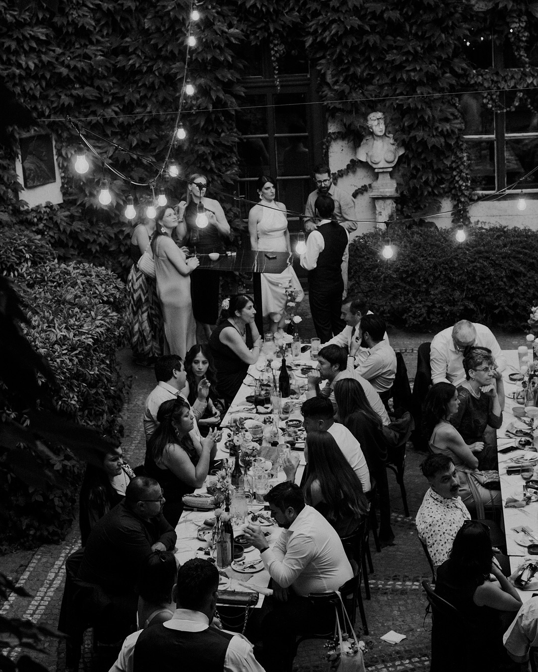 Magical moments and Chilean vibes on Pride Day 🌈🇨🇱
.
.
.
#elegantwedding #destinationweddings #destinationweddingphotography #destinationweddingphotographers #bridetobride #brıdetobe #newyorkbridesmag #citywedding #fujixseries #blackandwhiteportrait #weddingspecial #chileanweddings