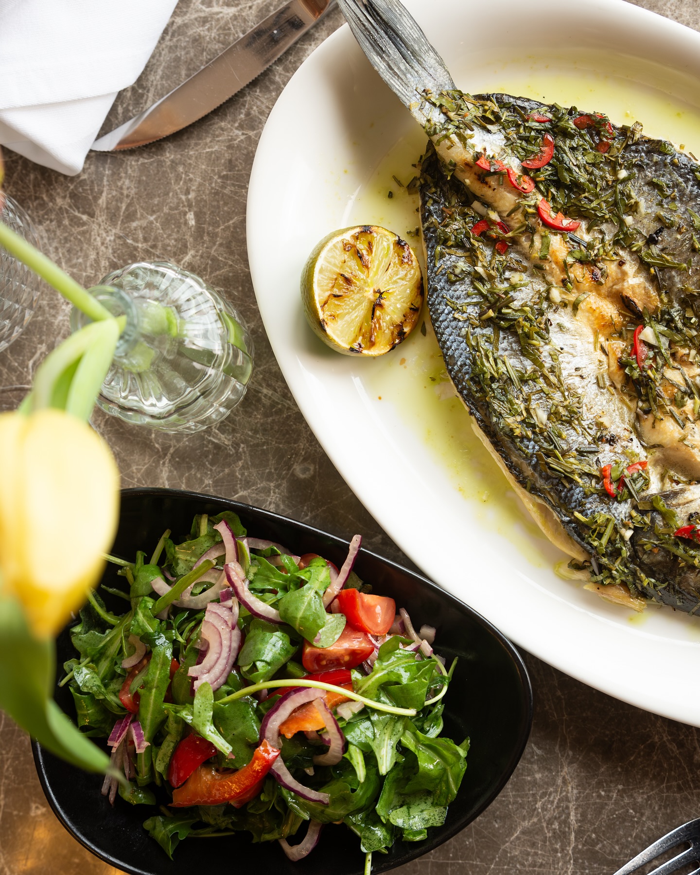 Elegance served on a plate – fresh flavors, timeless taste.
Reserve your table - link in bio