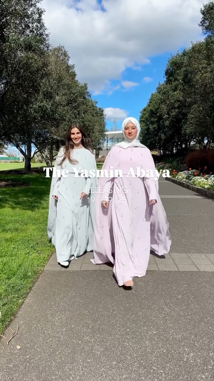 The wait is over! Your dream abaya has finally arrived and is live on 19 September 2025. Yasmin Abaya won’t last long, so act fast. ✨
www.thehijabistylist.com | 541 Massey Rd, Mangere - Auckland (rear building)
#abaya #modestfashion #muslimah #dress #dresses #ootd #hijabtutorial #fyp #hijabinspiration #pink #dreamabaya #dubaitrends #style #instagood #xyzbca #muslimfashion #fy #explorepage #trendy