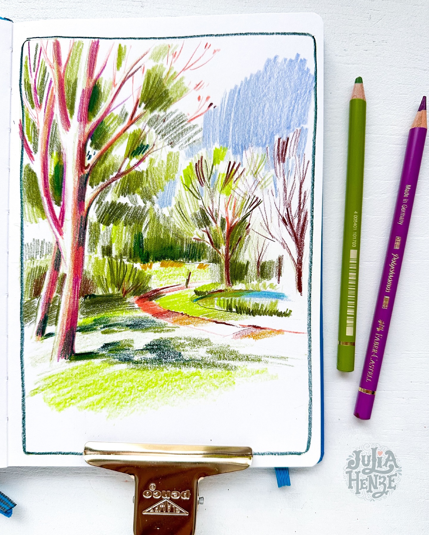 LAATSTE SKETCHCRAWL VAN DIT SEIZOEN!
Wat hebben we een geweldige zomer gehad met urban sketching in Lansingerland! Zoveel lol, gezelligheid en natuurlijk prachtige schetsen😊
Nu is het tijd voor de allerlaatste buiten sketchcrawl van dit seizoen. Hopelijk blijft het weer nog even lekker, maar de avonden worden al snel donker, dus dit is je kans om er nog één keer bij te zijn!
📍 Waar: Bergschenhoek, Leeuwenkuil park (op de hoek bijna tegenover het Polderhuis, bij dat witte huisje op de tweede foto)
🗓️ Wanneer: Woensdag 10 september om 19.00 uur
Iedereen is welkom, met of zonder ervaring. Neem je favoriete materialen mee, en misschien ook een vriend(in) die graag tekent.
Laten we dit seizoen samen mooi en gezellig afsluiten!❤️
@urbansketching_lansingerland #urbansketching #urbansketchers #lansingerland #bergschenhoek #sketchcrawl #schetsen #tekenenoplocatie #tekenbijeenkomst #urbansketch #kunstenaarscommunity #kleurpotloden #urbanartists #sketchmeetup #juliahenze