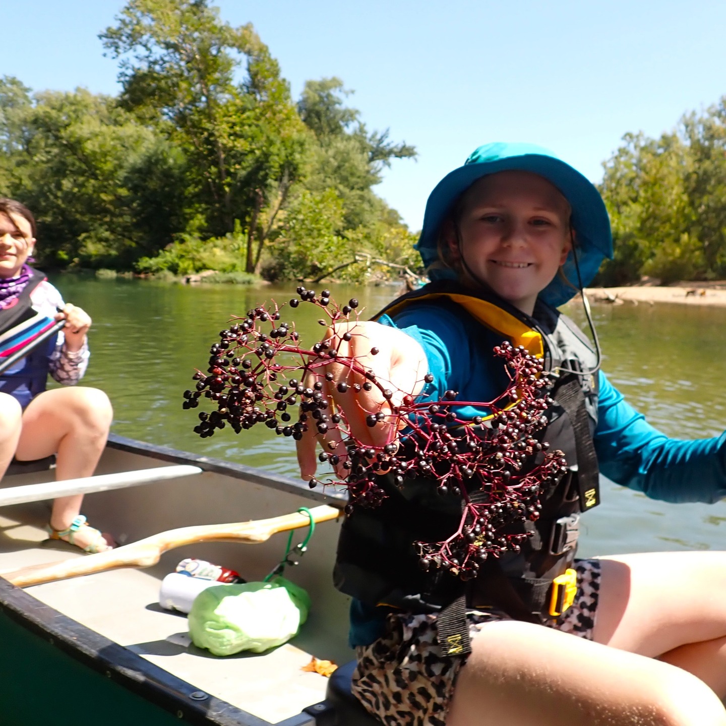 Elderberries, turtles, and gar, OH MY! Yesterday Earth's Classroom had the pleasure of leading an Ecology Canoe Day-Trip for Rolla Outdoor Collaborative School! They were a fabulous group which included foreign exchange students from Germany and France. What a beautiful day for lots of unique learning in the Ozarks!
Today Earth's Classroom is leading an Ecology Wild Caving Trip. The warm season is closing fast, and the remaining of the fall is mostly booked, but if you want to get your group into any of these educationally-filled adventures for the spring, we recommend reaching out soon!
Check out this page for details and call our office at 573-437-7628. https://www.earthsclassroom.org/adventure-education